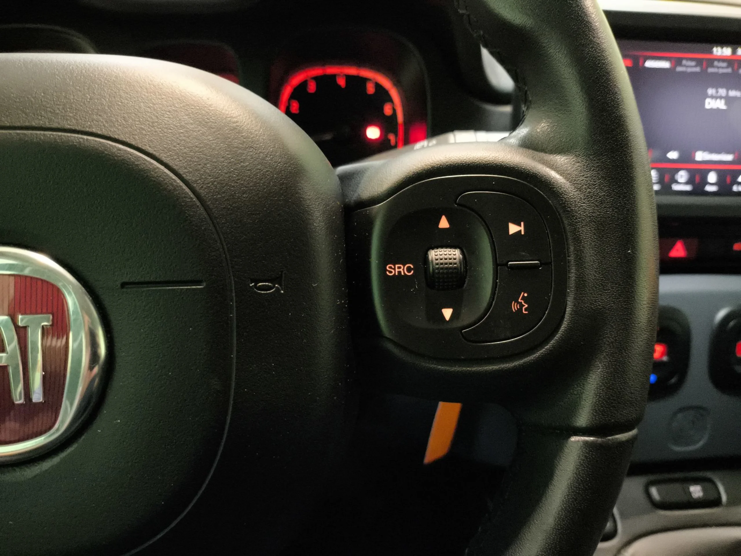 Fiat Panda 1.0 Hybrid Cross 51 kW (70 CV) - Foto 14