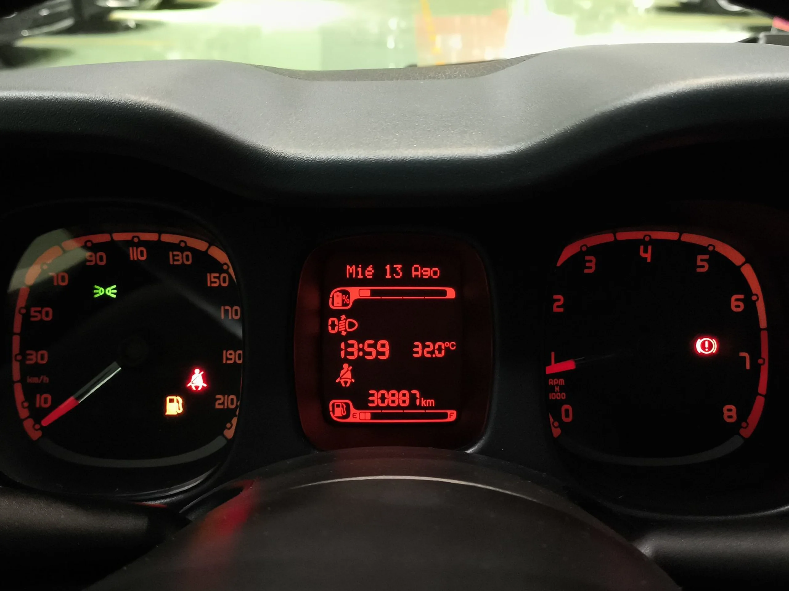 Fiat Panda 1.0 Hybrid Cross 51 kW (70 CV) - Foto 17