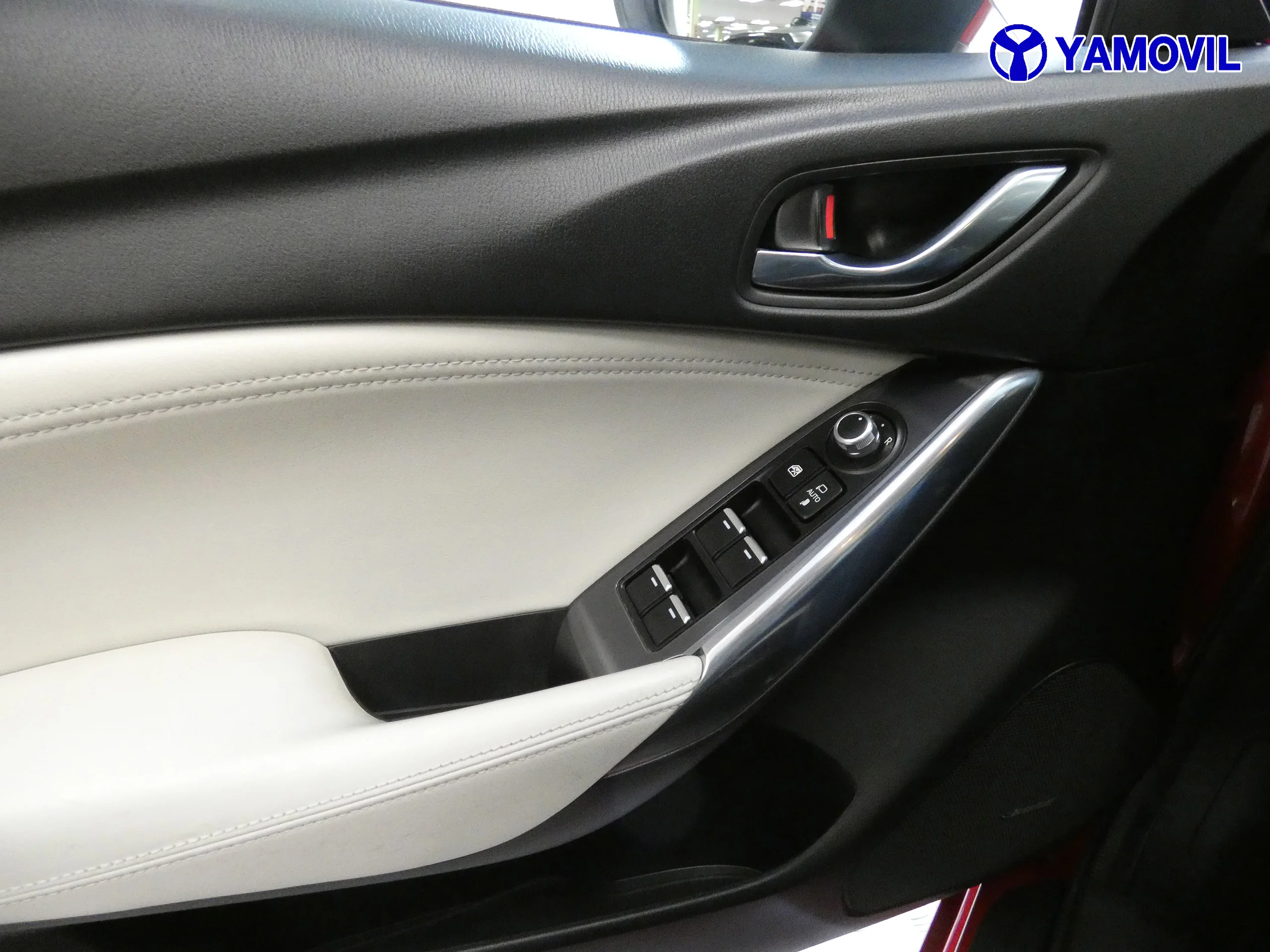 Mazda 6 2.2 DE LUXURY 4P - Foto 29