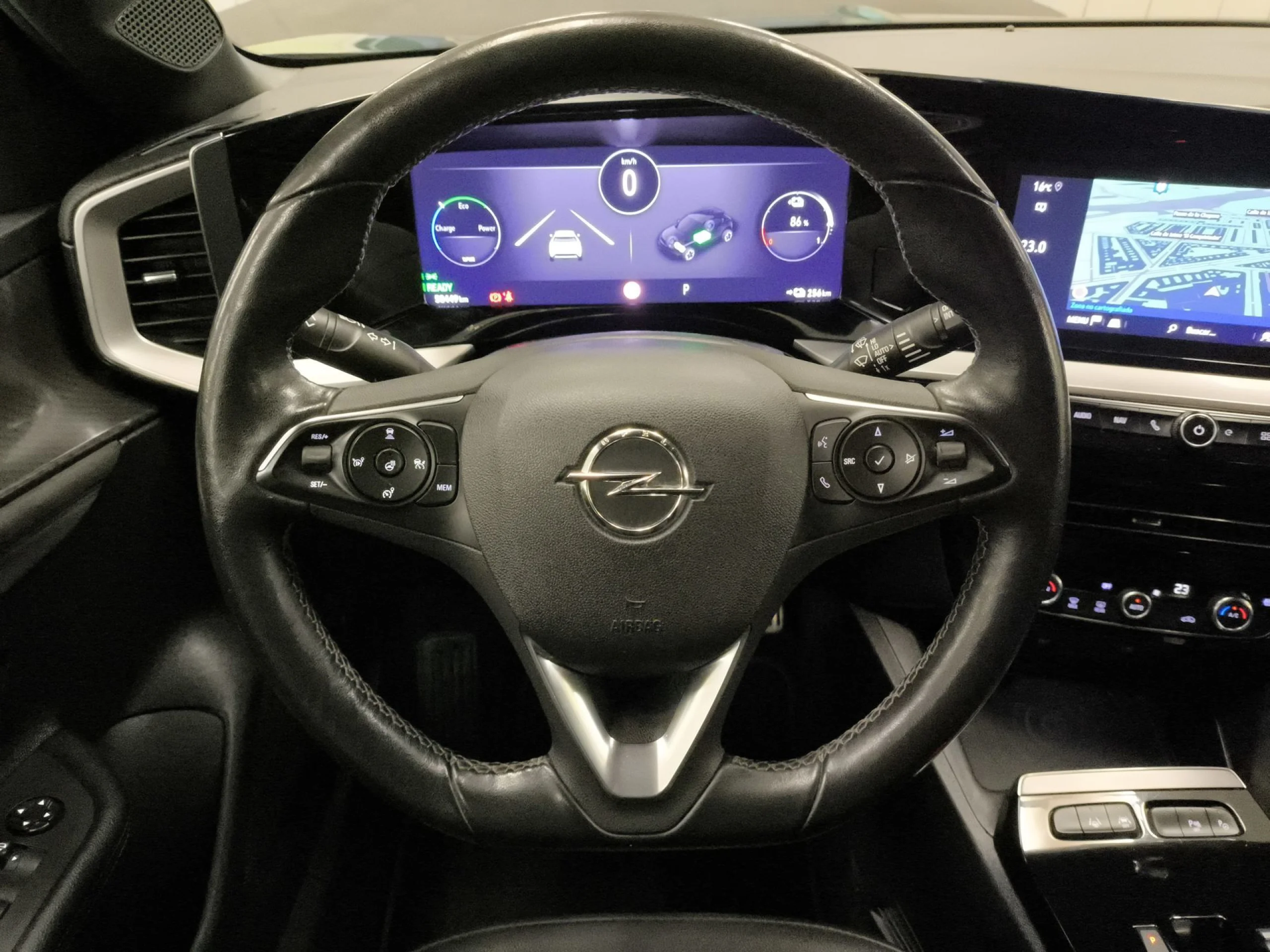 Opel Mokka-e BEV 50kWh Ultimate-e 100 kW (136 CV) - Foto 11