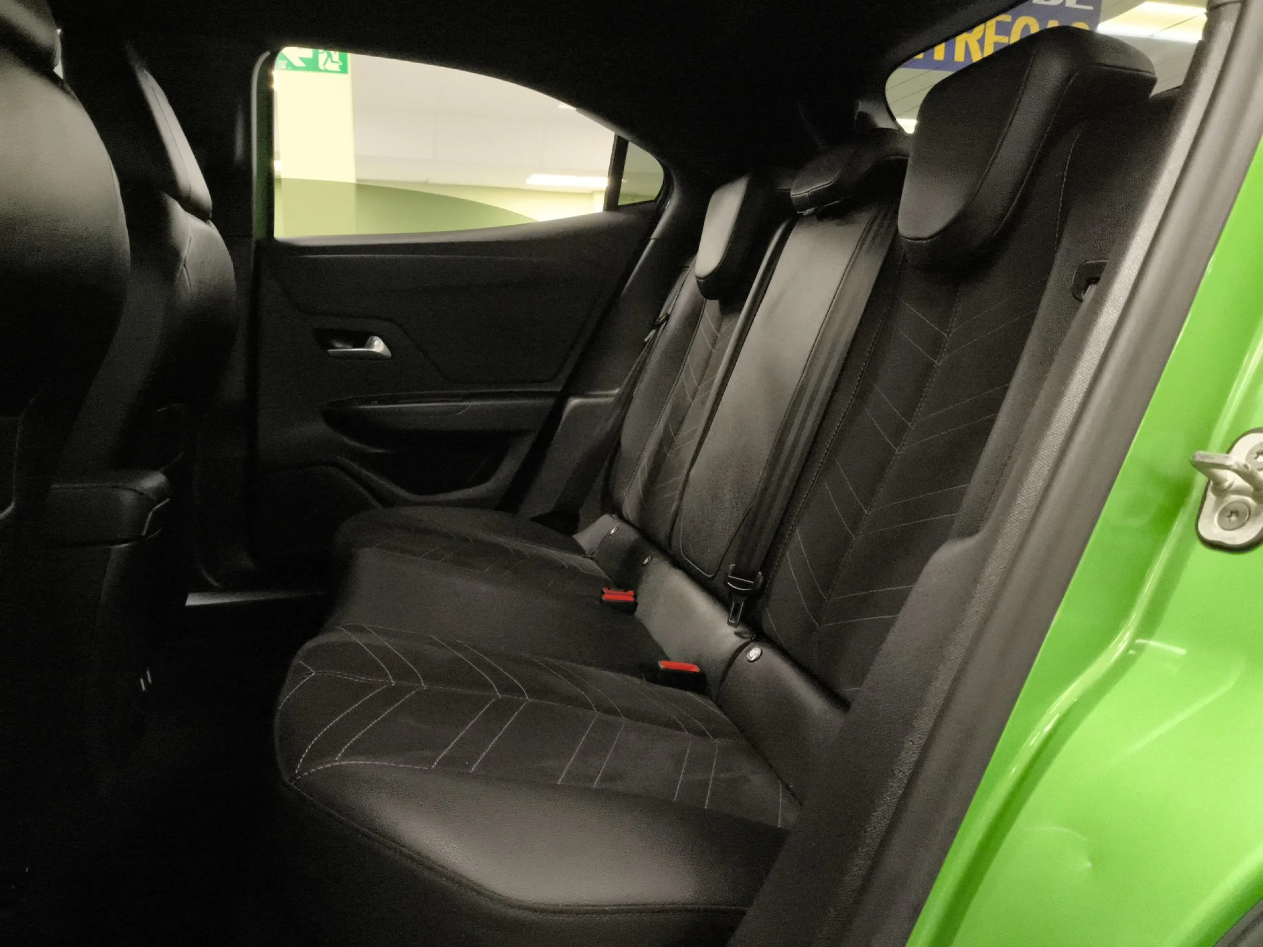 Opel Mokka-e BEV 50kWh Ultimate-e 100 kW (136 CV) - Foto 19
