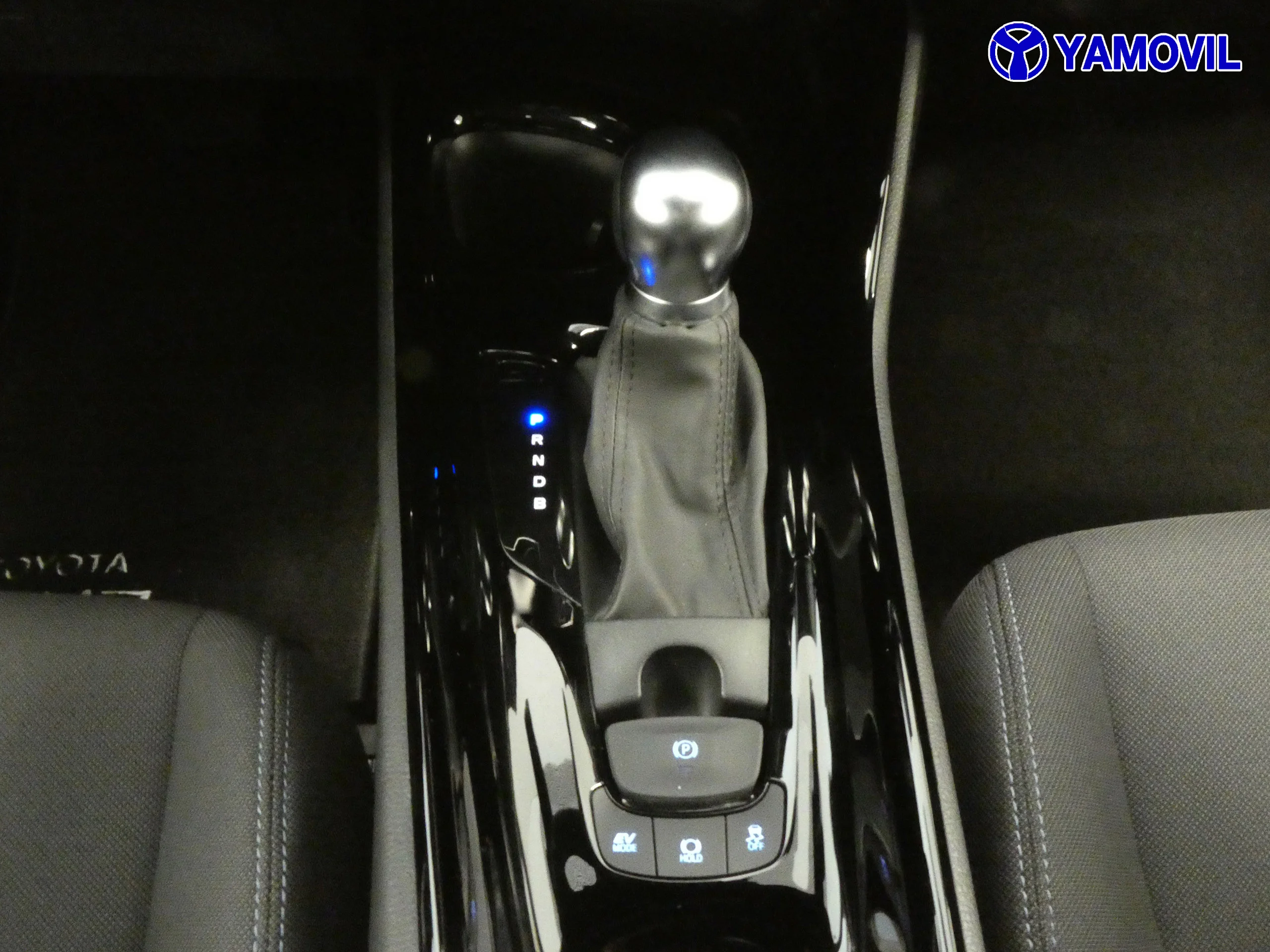 Toyota C-HR 1.8 HYBRID 125H ADVANCE 5P - Foto 24