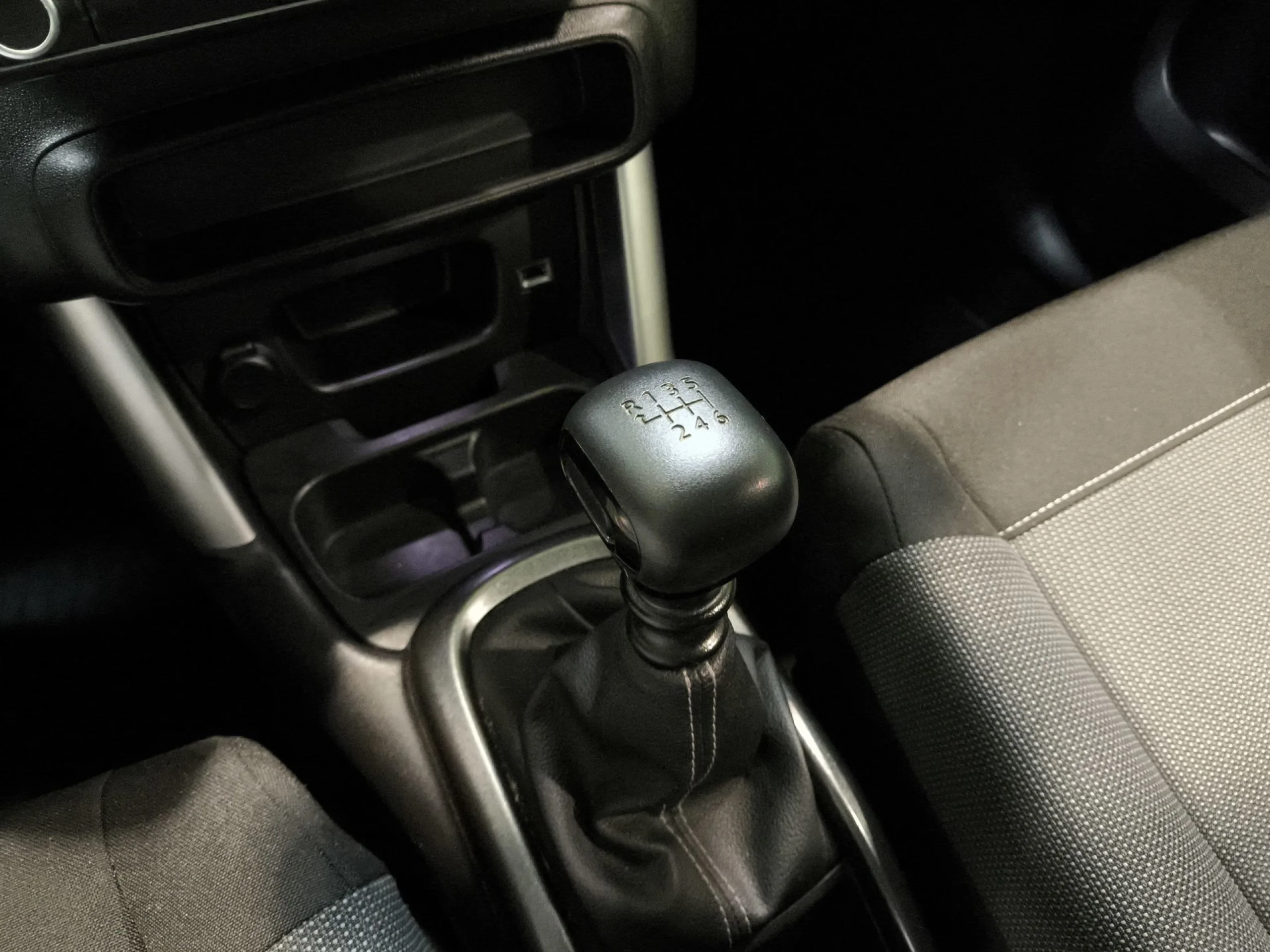 Citroen C3 Aircross PureTech 110 SANDS Feel 81 kW (110 CV) - Foto 19