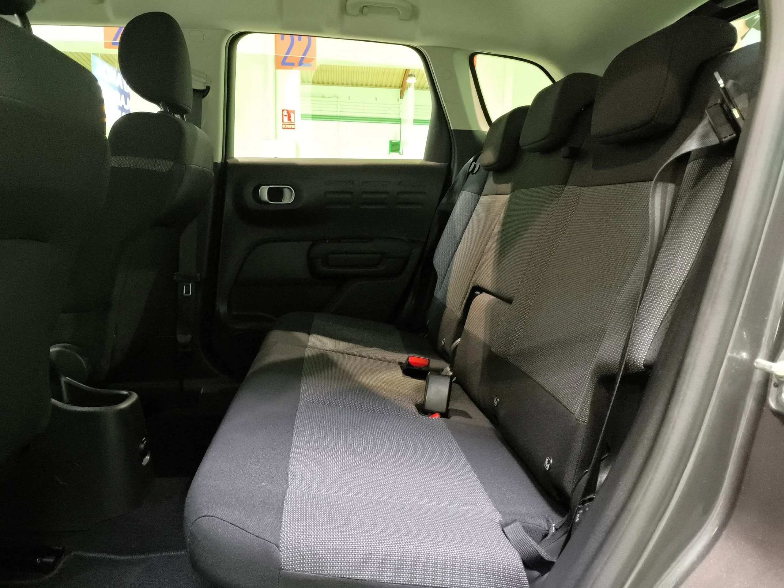Citroen C3 Aircross PureTech 110 SANDS Feel 81 kW (110 CV) - Foto 21