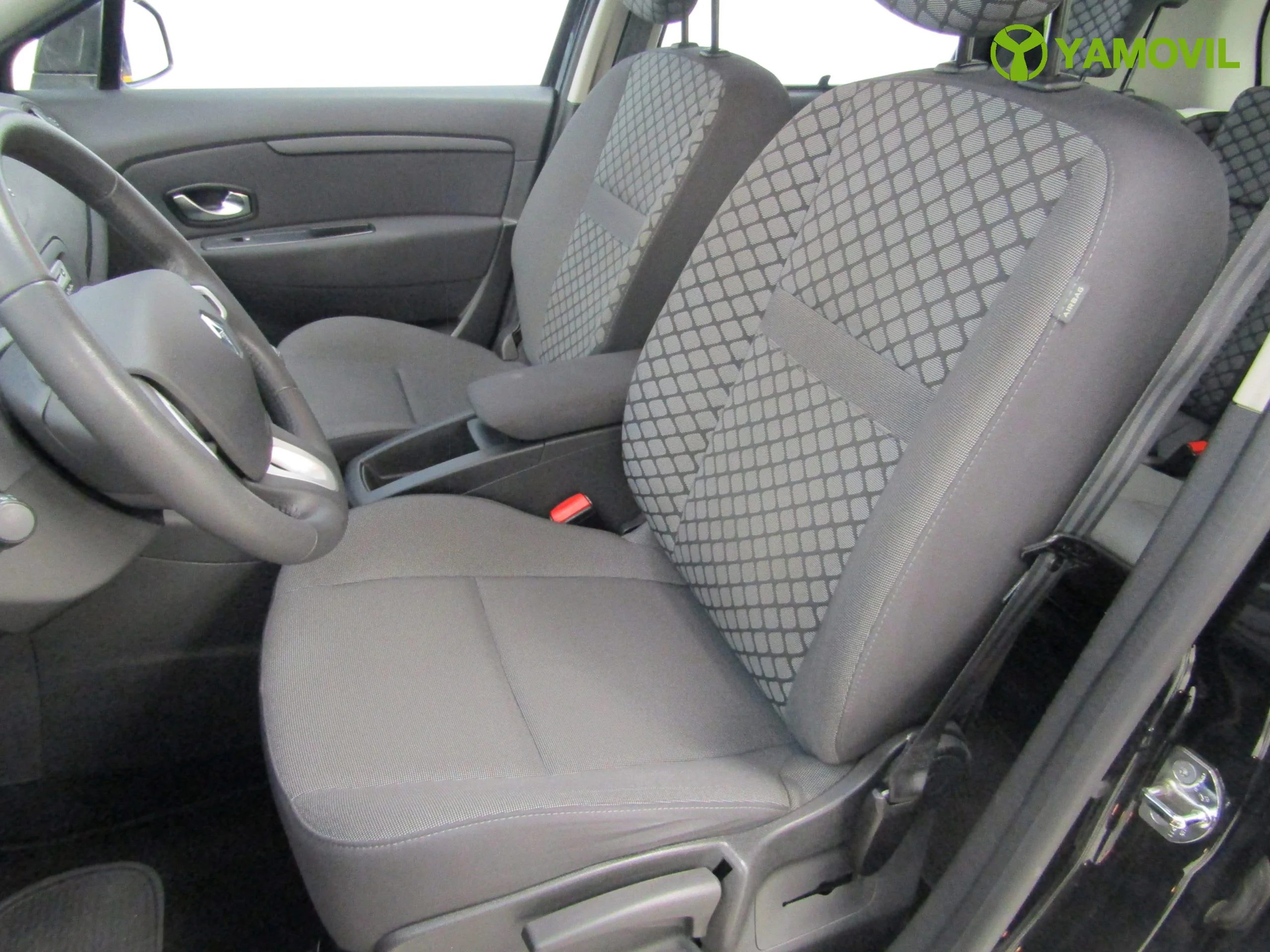 Renault Scenic 1.6 110CV AUTHENTIQUE - Foto 13