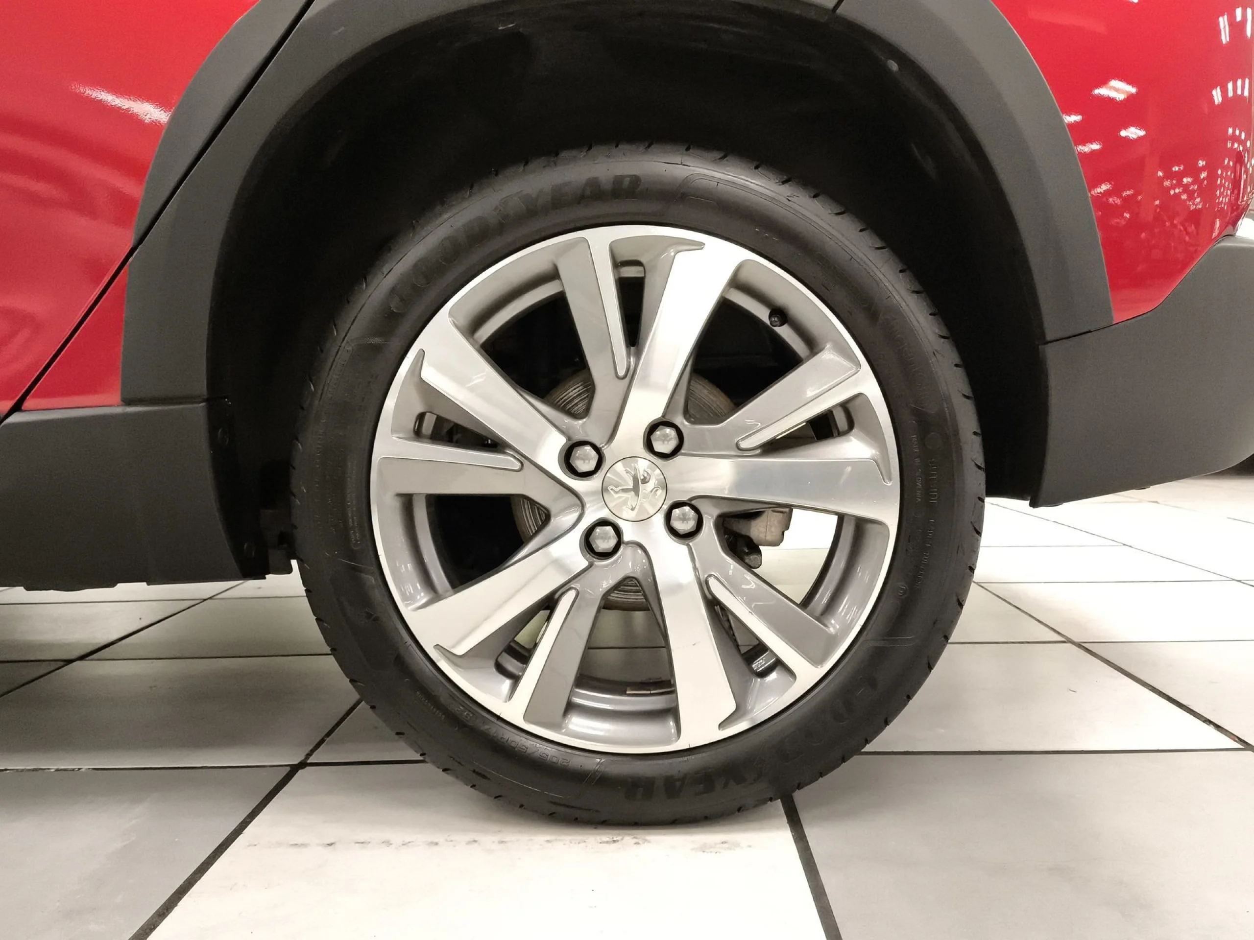 Peugeot 2008 PureTech 110 SANDS Allure 81 kW (110 CV) - Foto 7