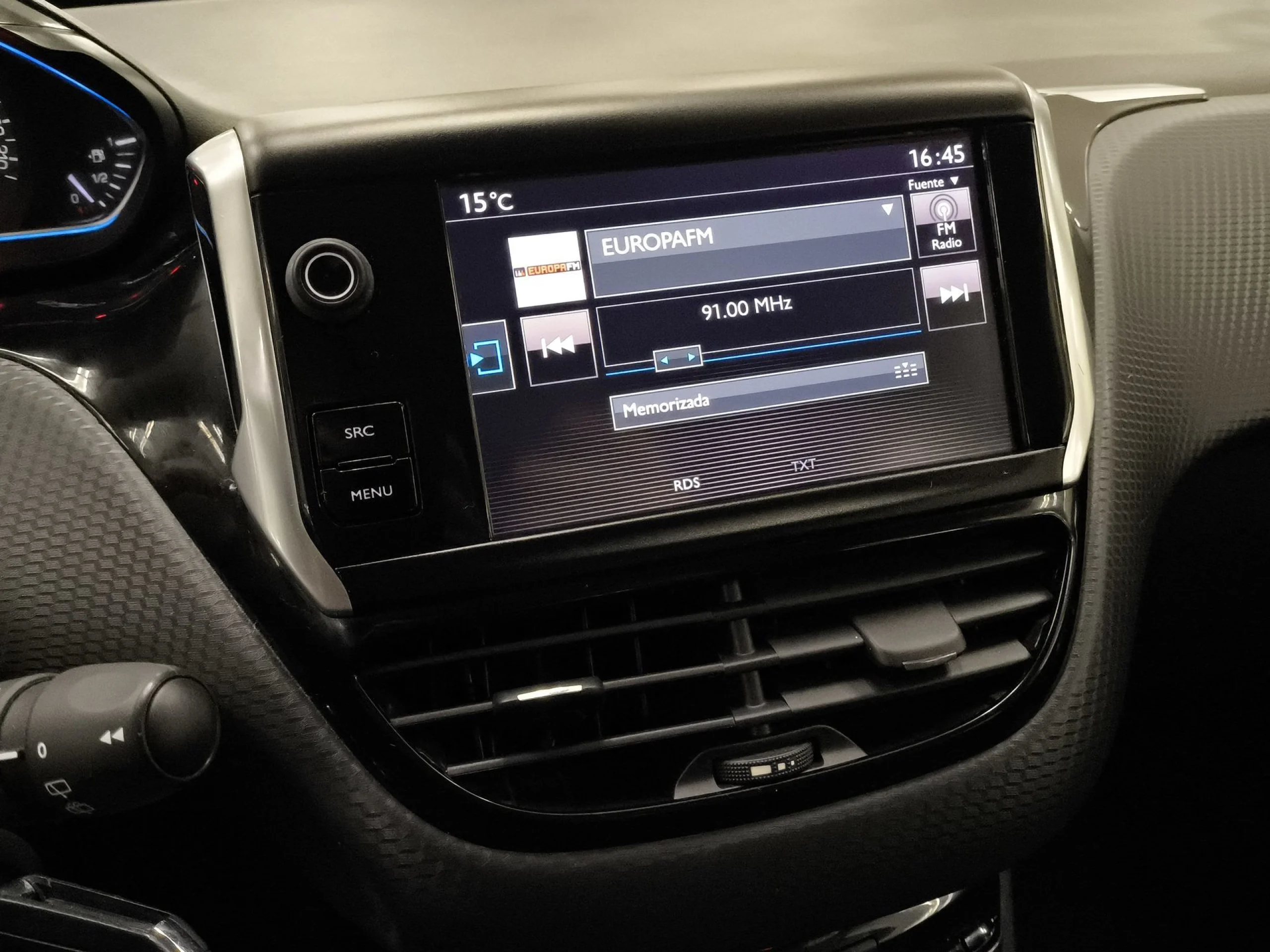 Peugeot 2008 PureTech 110 SANDS Allure 81 kW (110 CV) - Foto 13