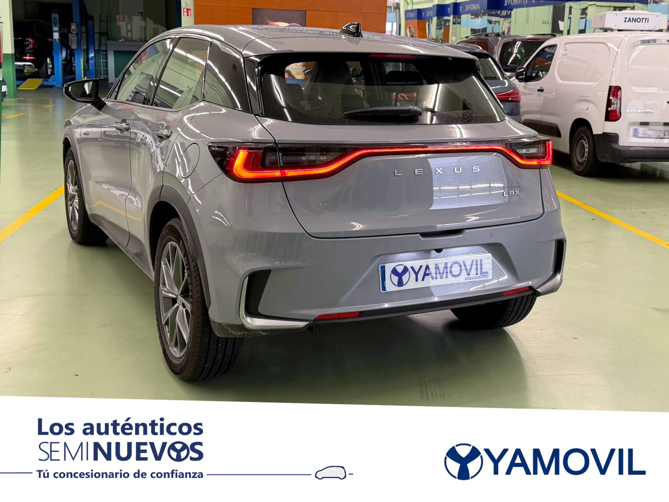 Lexus LBX 1.5 HEV Relax+ 100 kW (136 CV) - Foto 4