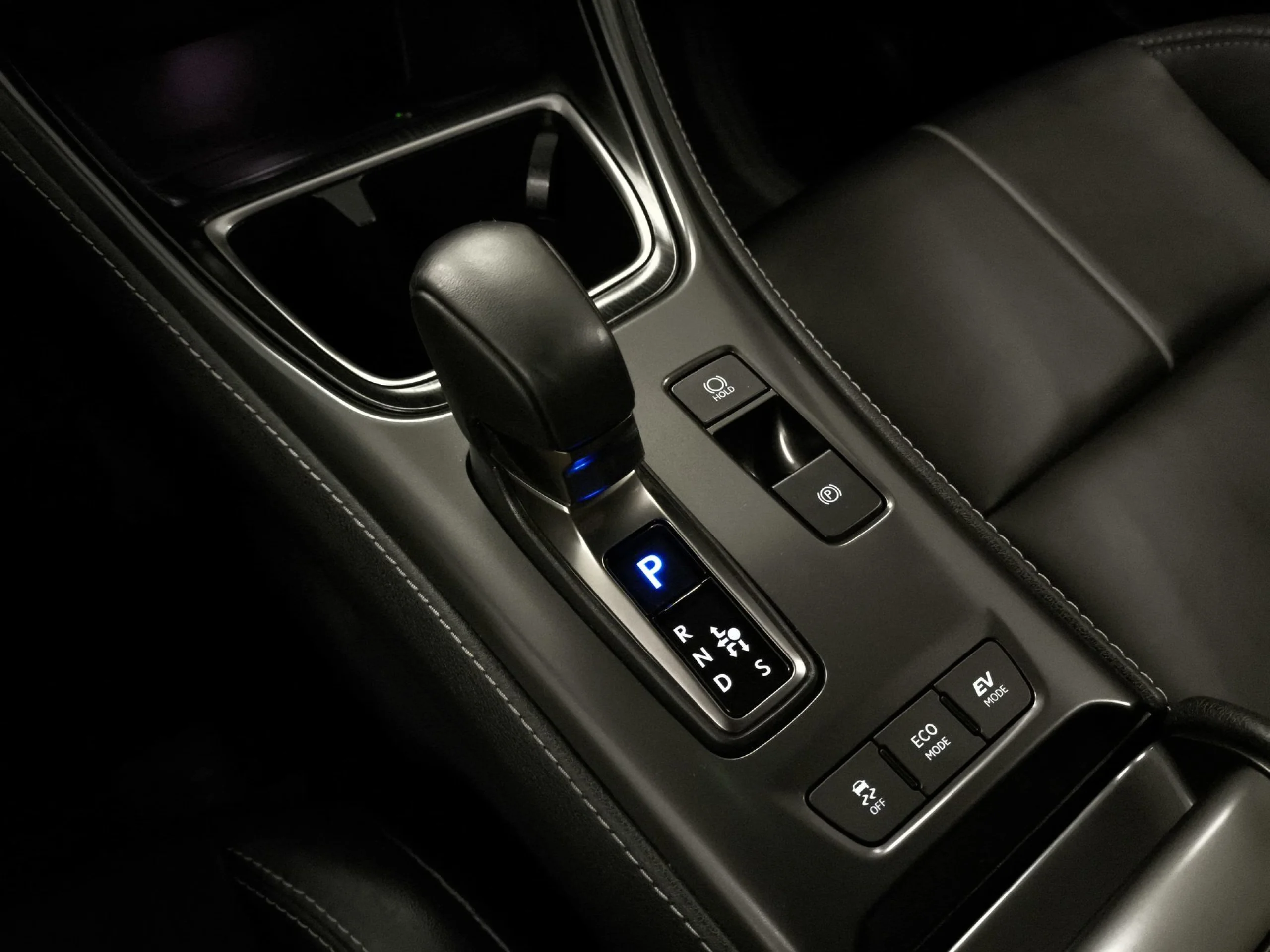 Lexus LBX 1.5 HEV Relax+ 100 kW (136 CV) - Foto 18