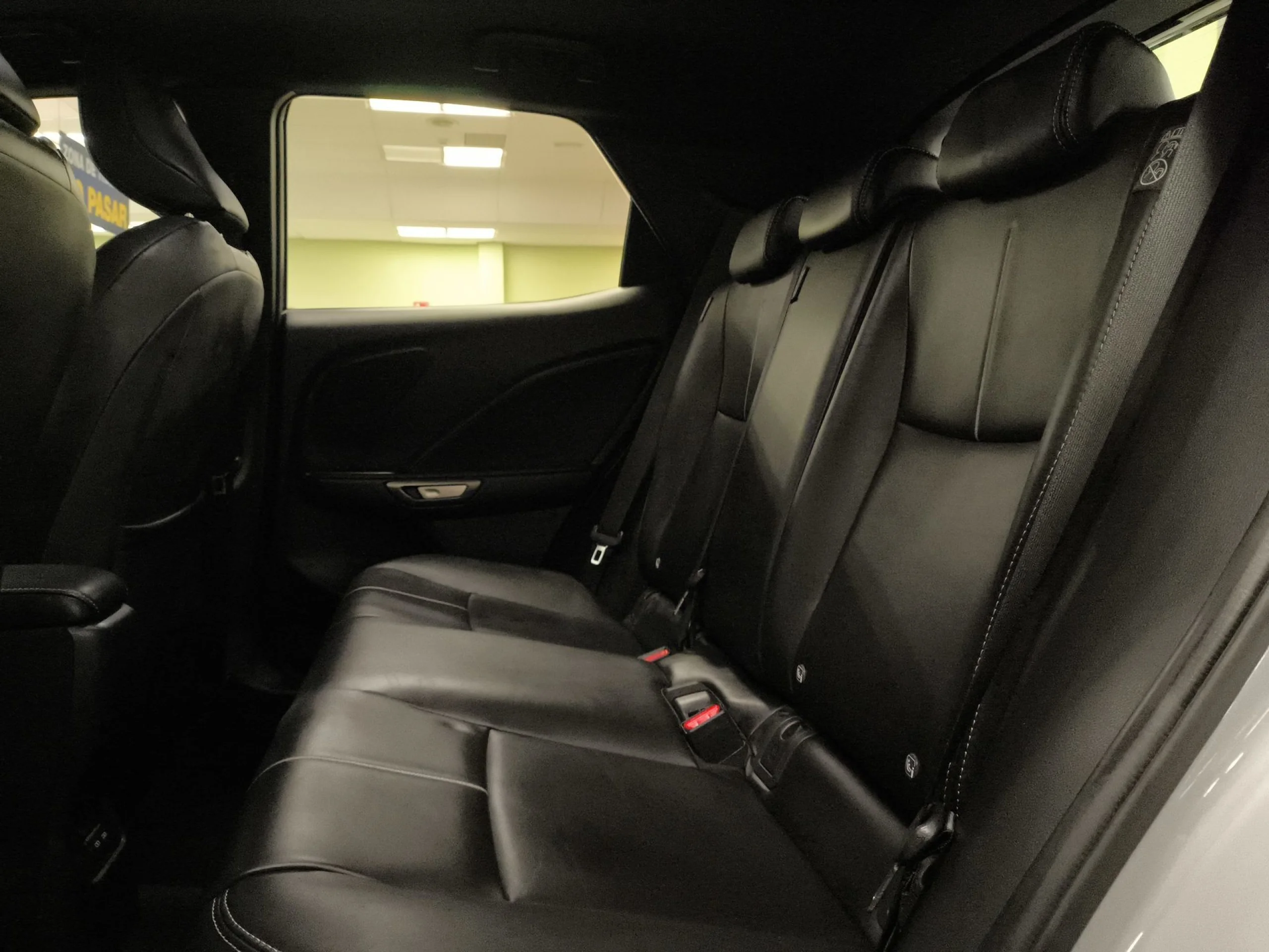 Lexus LBX 1.5 HEV Relax+ 100 kW (136 CV) - Foto 20