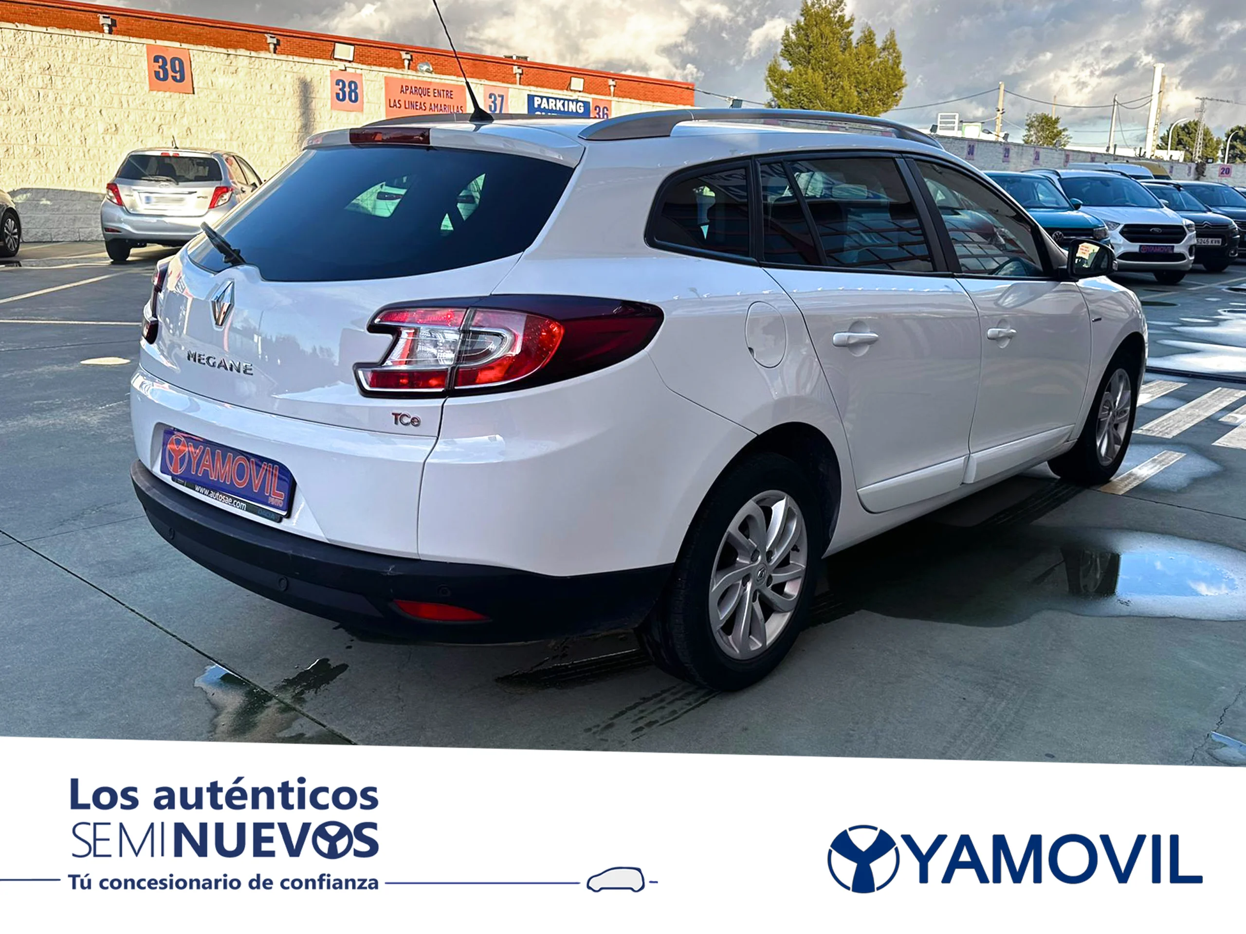 Renault Megane Sport Tourer Limited Energy SANDS TCe 85 kW (115 CV) - Foto 2