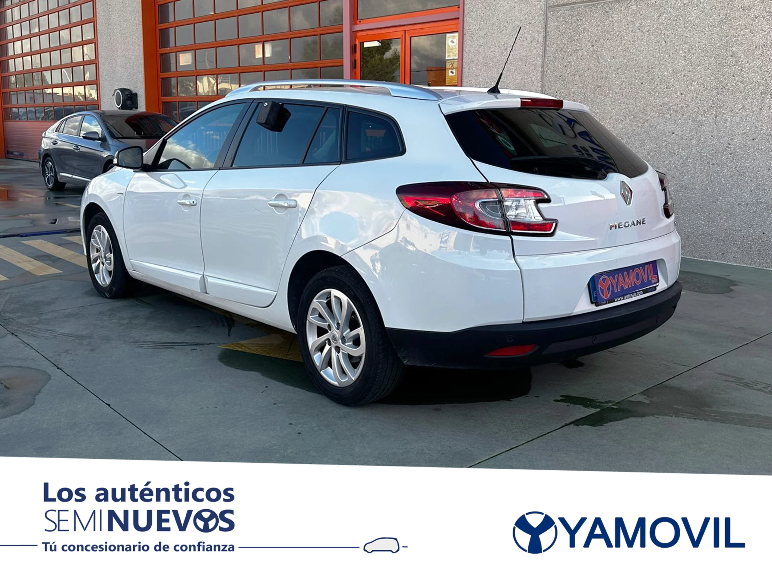 Renault Megane Sport Tourer Limited Energy SANDS TCe 85 kW (115 CV) - Foto 4