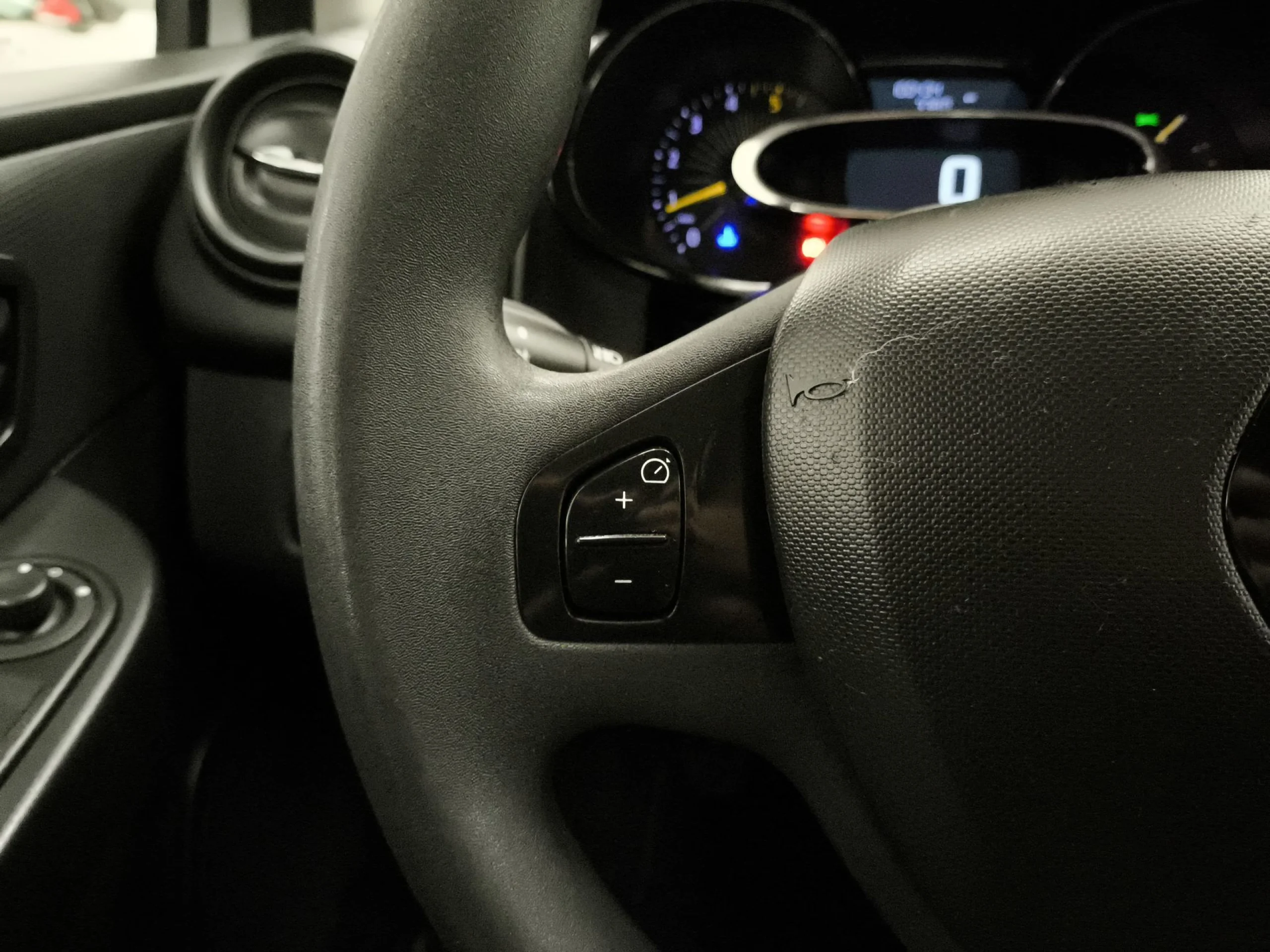 Renault Clio Business dCi 55 kW (75 CV) - Foto 14