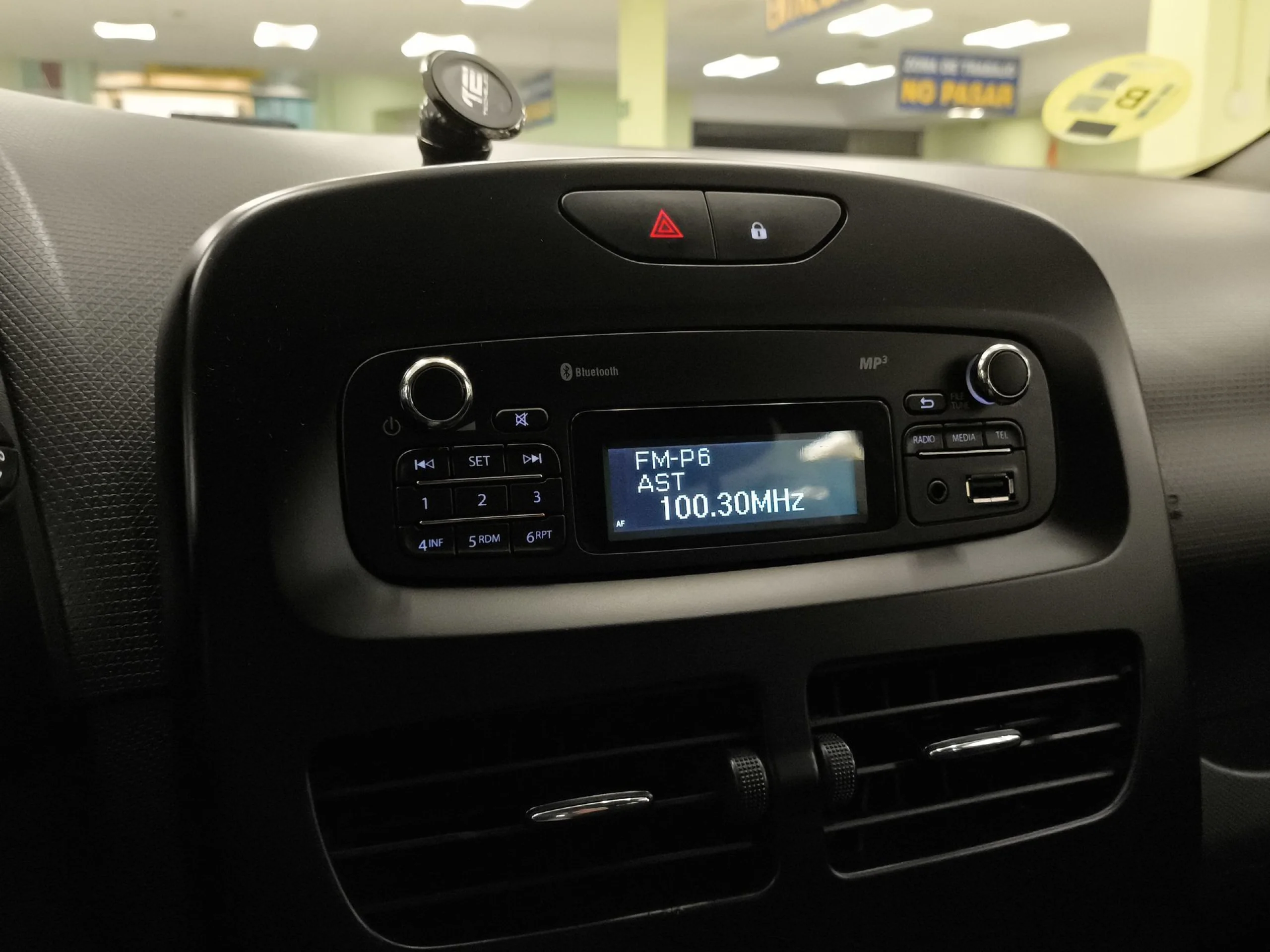 Renault Clio Business dCi 55 kW (75 CV) - Foto 17