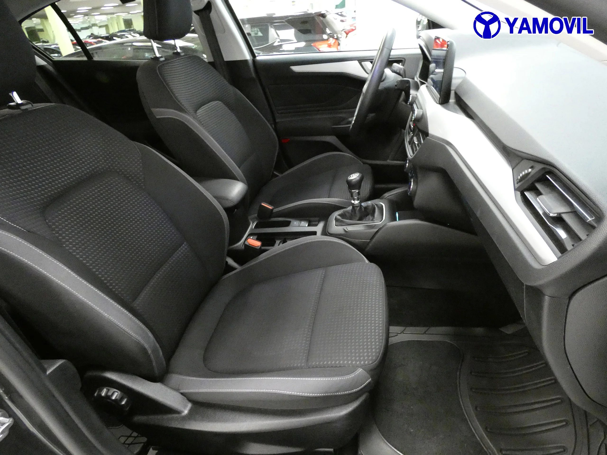 Ford Focus 1.0 ECOBOOST TREND - Foto 13