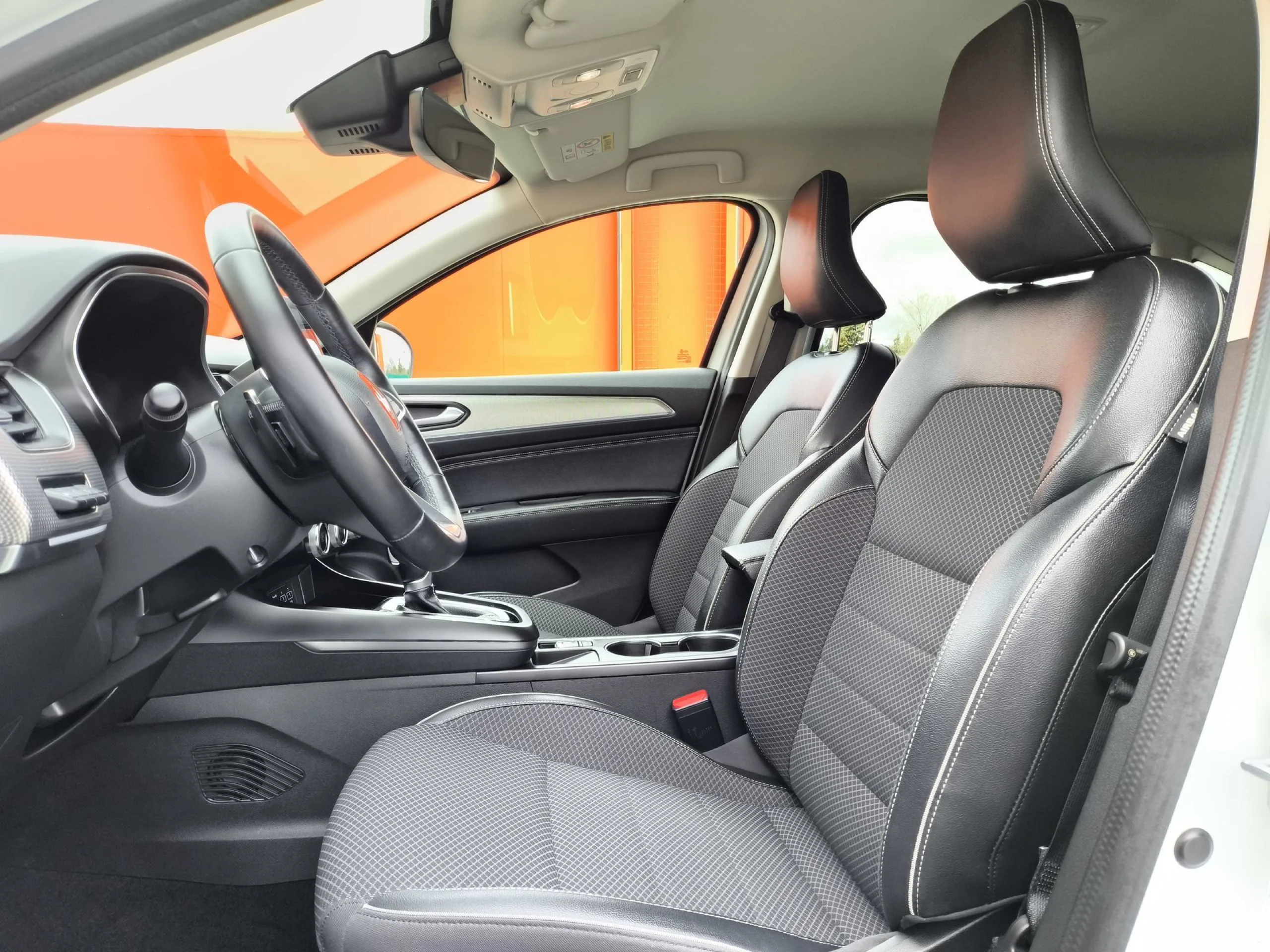 Renault Arkana Zen TCe 103 kW (140 CV) EDC Microhíbrido - Foto 8
