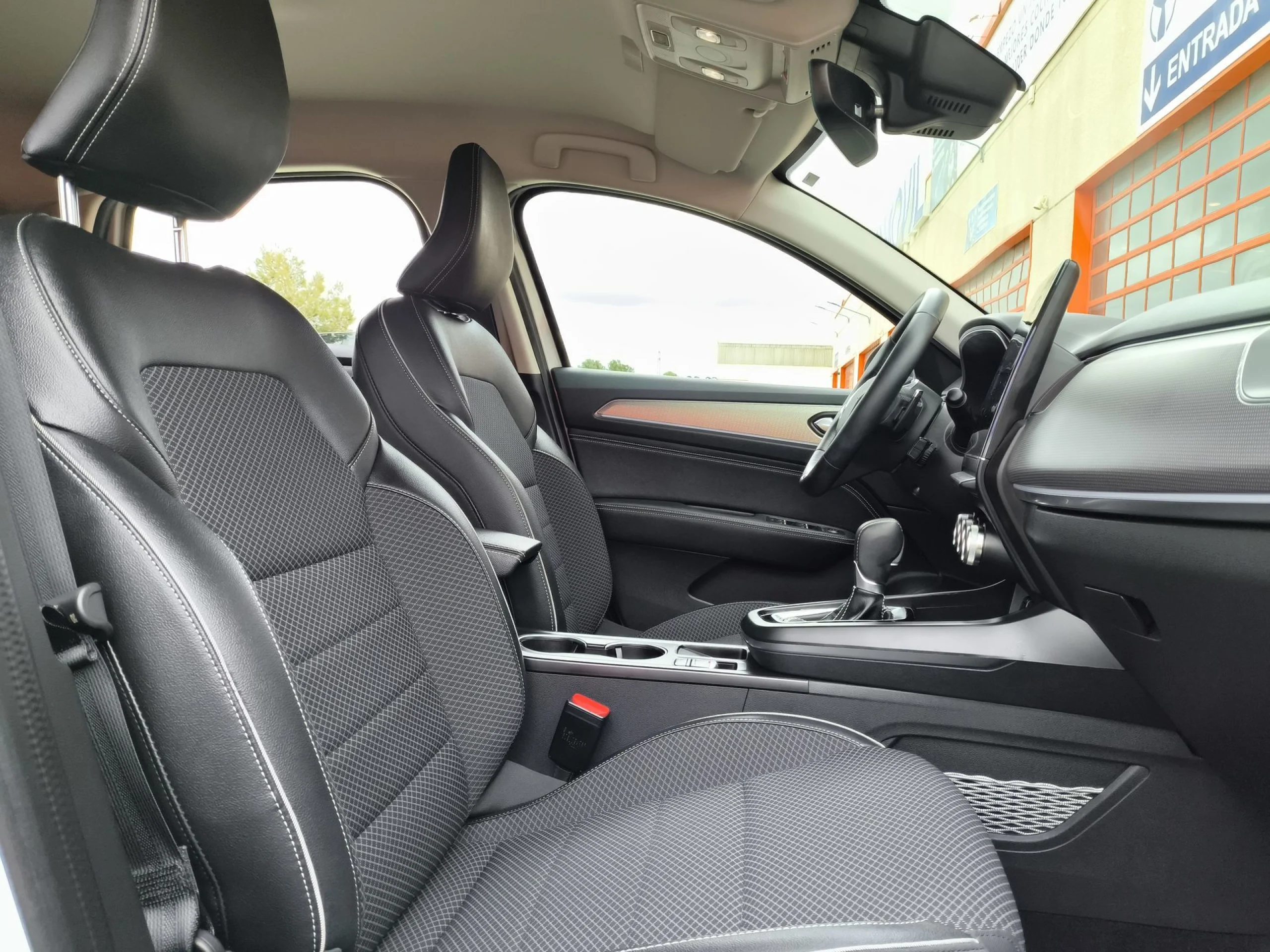 Renault Arkana Zen TCe 103 kW (140 CV) EDC Microhíbrido - Foto 21