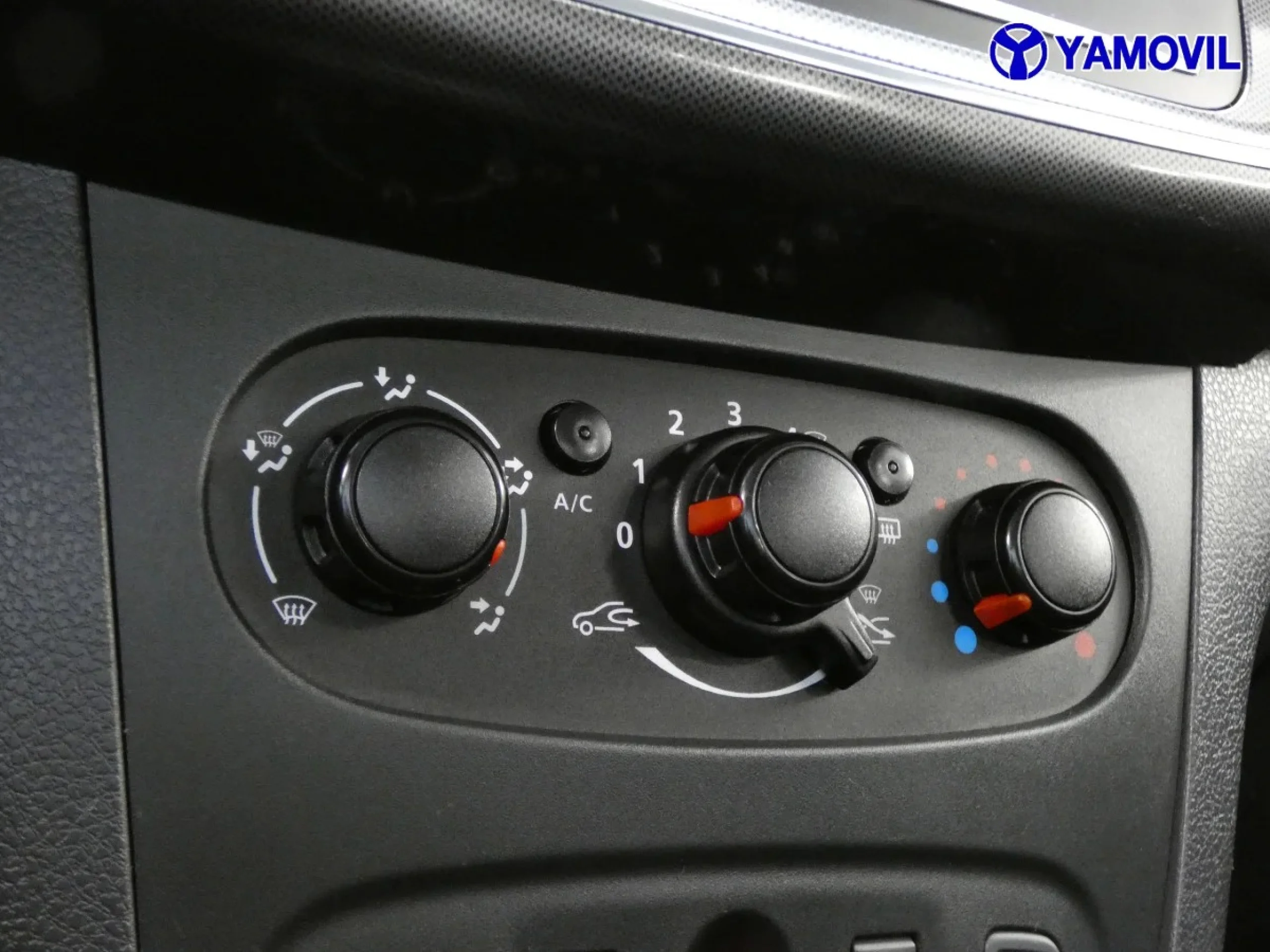 Dacia Sandero Stepway Essential Blue dCi 70 kW (95 CV) - Foto 23