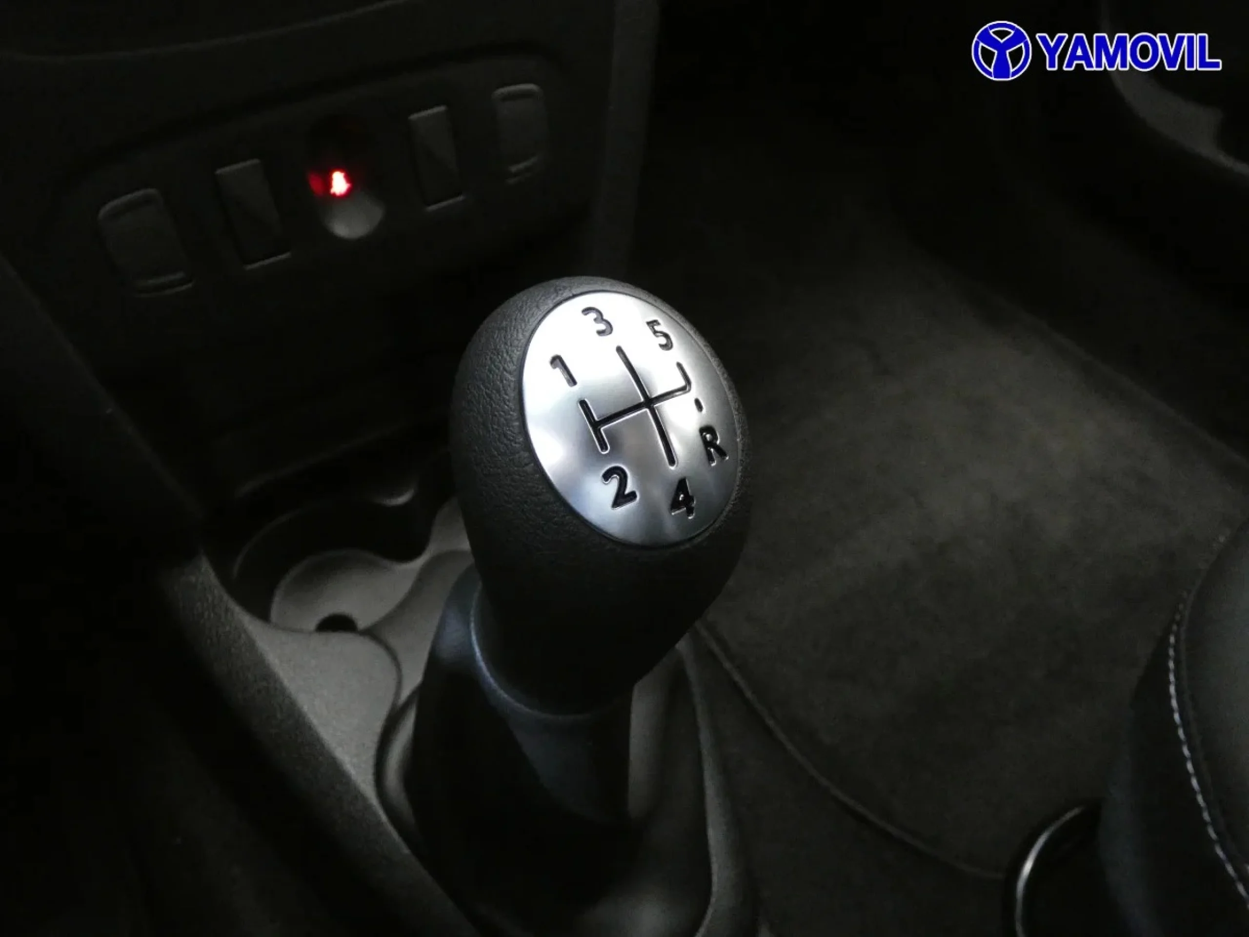 Dacia Sandero Stepway Essential Blue dCi 70 kW (95 CV) - Foto 24