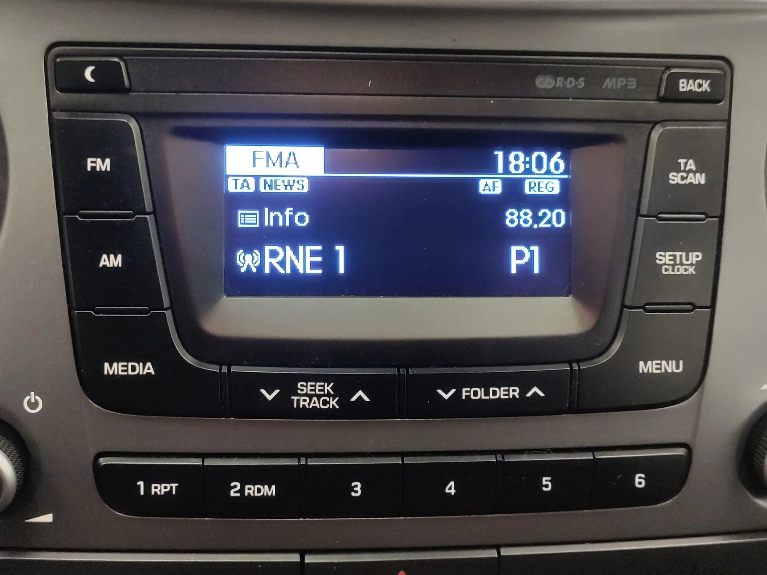 Hyundai I10 1.0 Go ! 49 kW (66 CV) - Foto 13