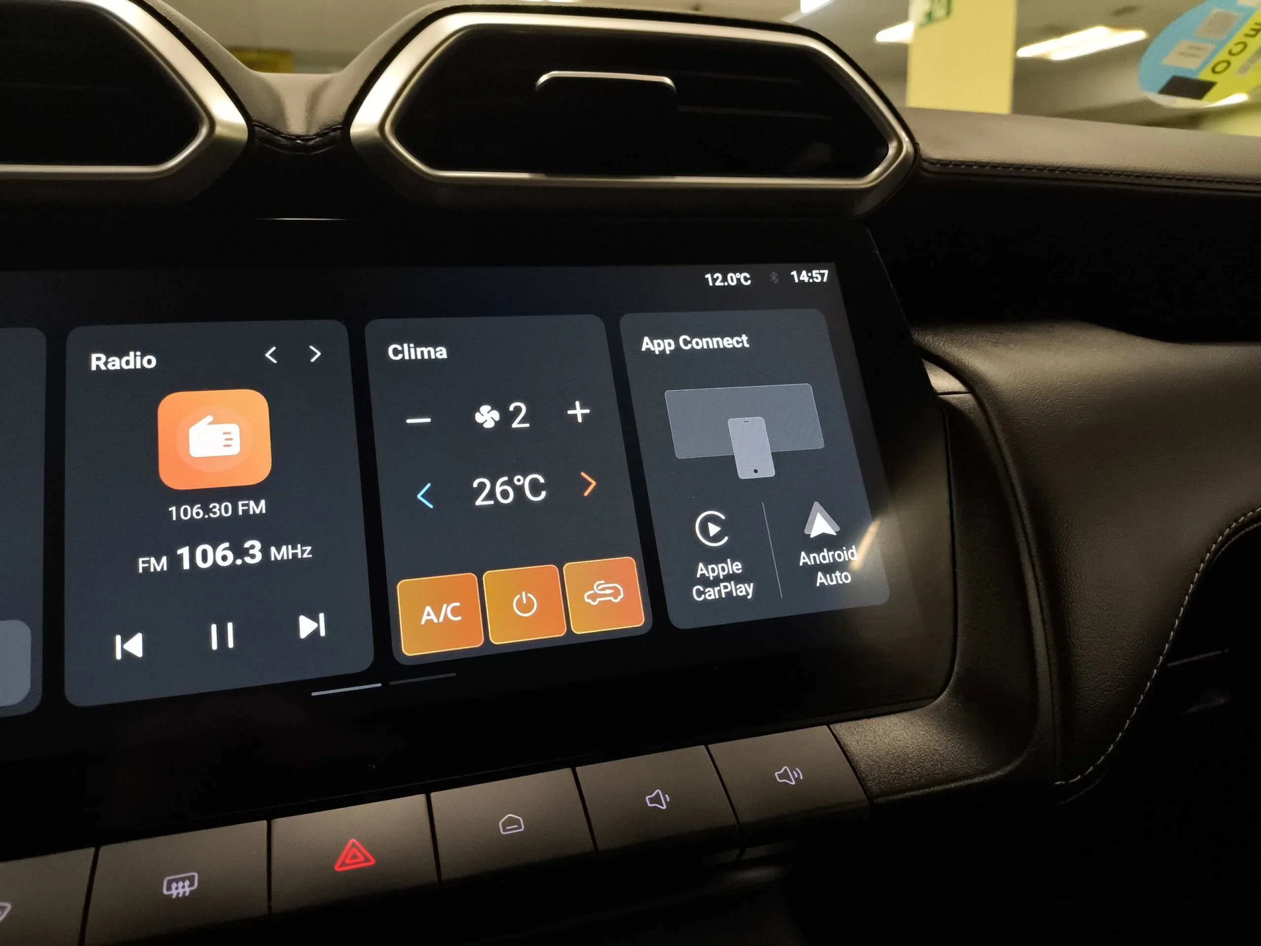 MG ZS 1.5 Hybrid+ Standard 145 kW (197 CV) - Foto 16