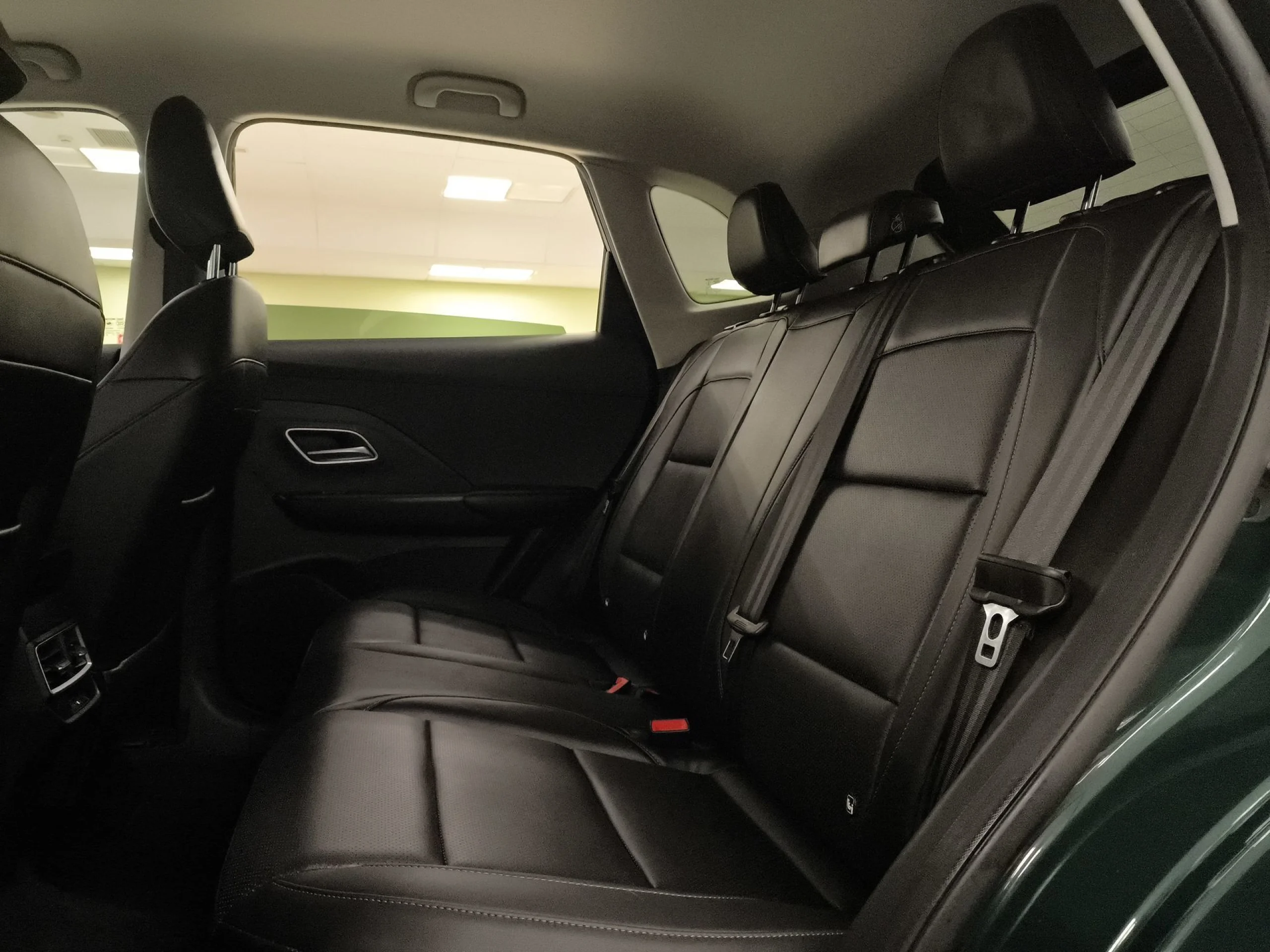 MG ZS 1.5 Hybrid+ Standard 145 kW (197 CV) - Foto 22