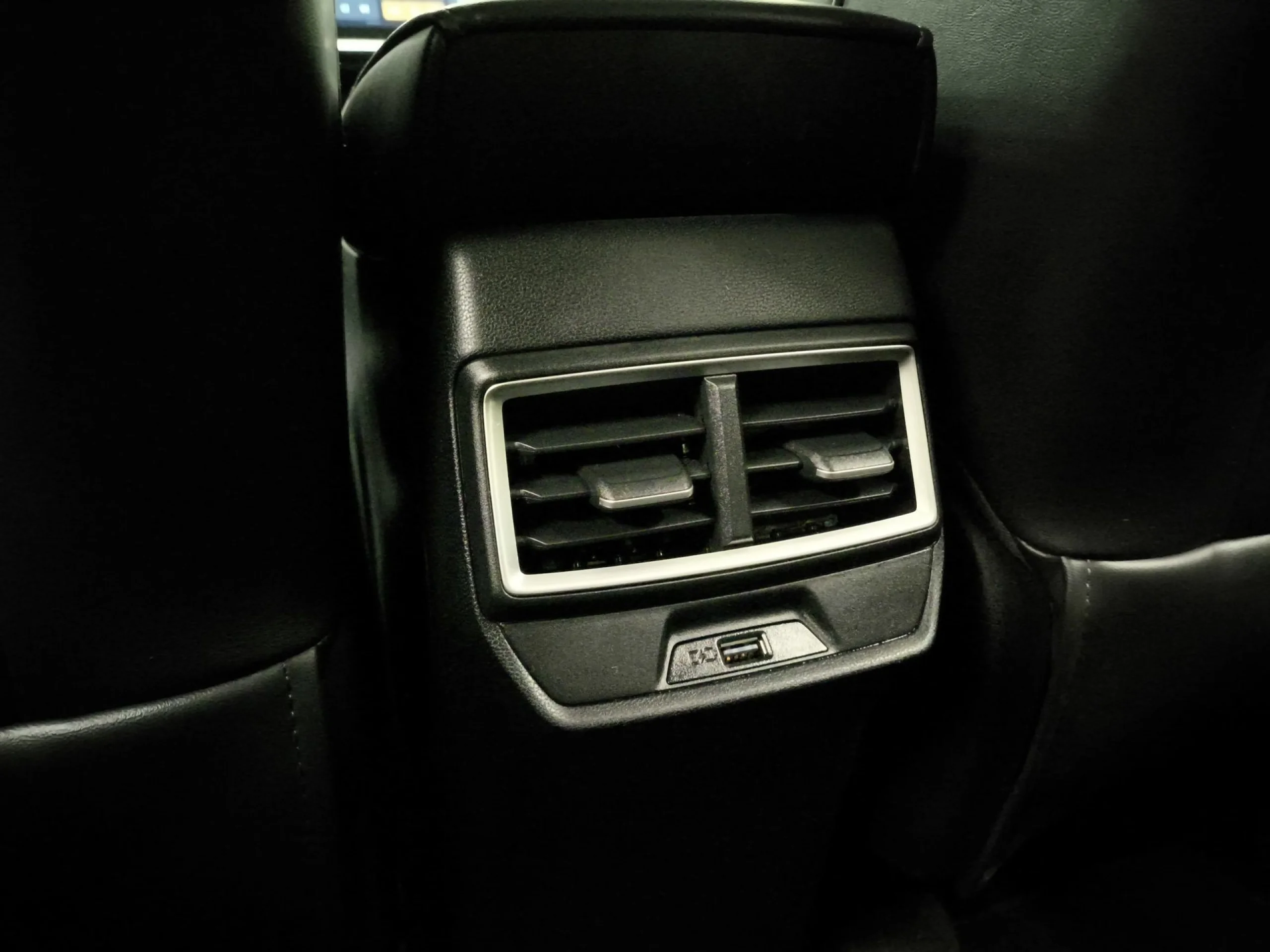 MG ZS 1.5 Hybrid+ Standard 145 kW (197 CV) - Foto 23