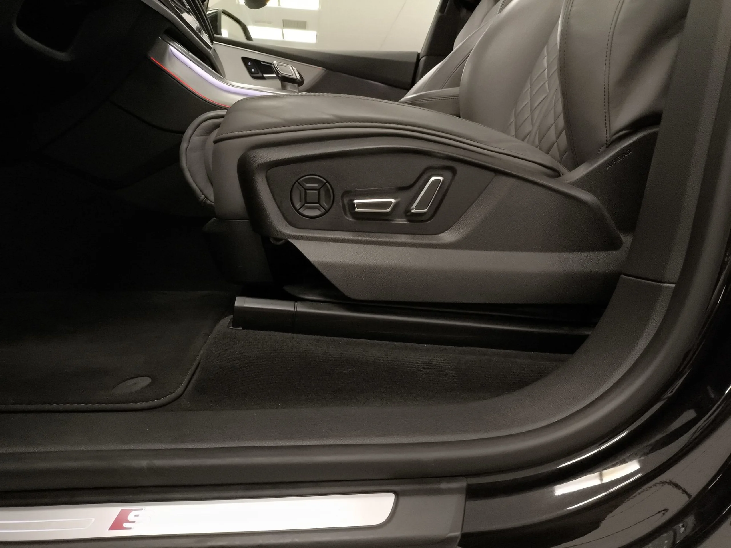 Audi Q8 Black line 50 TDI quattro 210 kW (286 CV) tiptronic - Foto 9