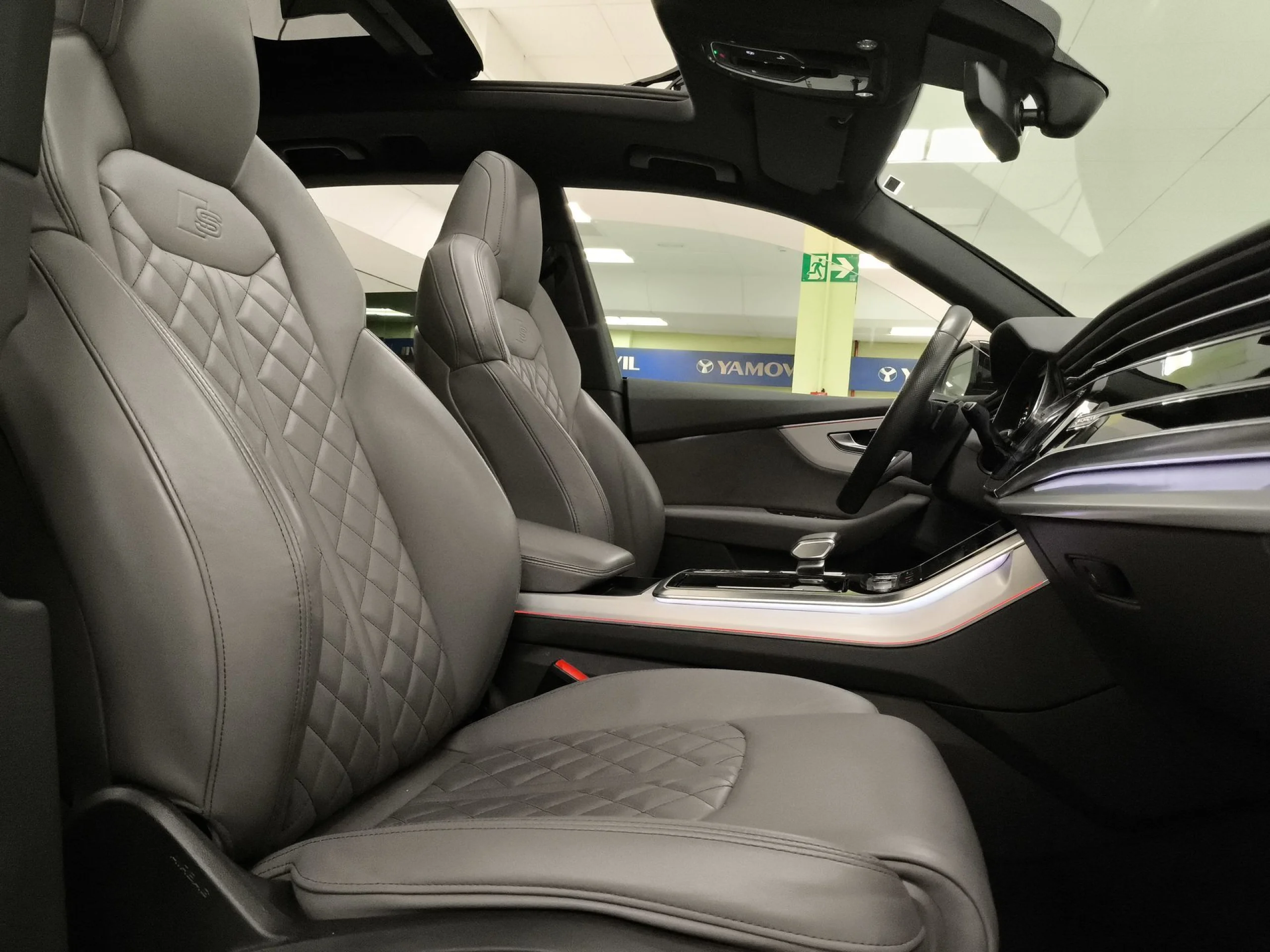 Audi Q8 Black line 50 TDI quattro 210 kW (286 CV) tiptronic - Foto 32