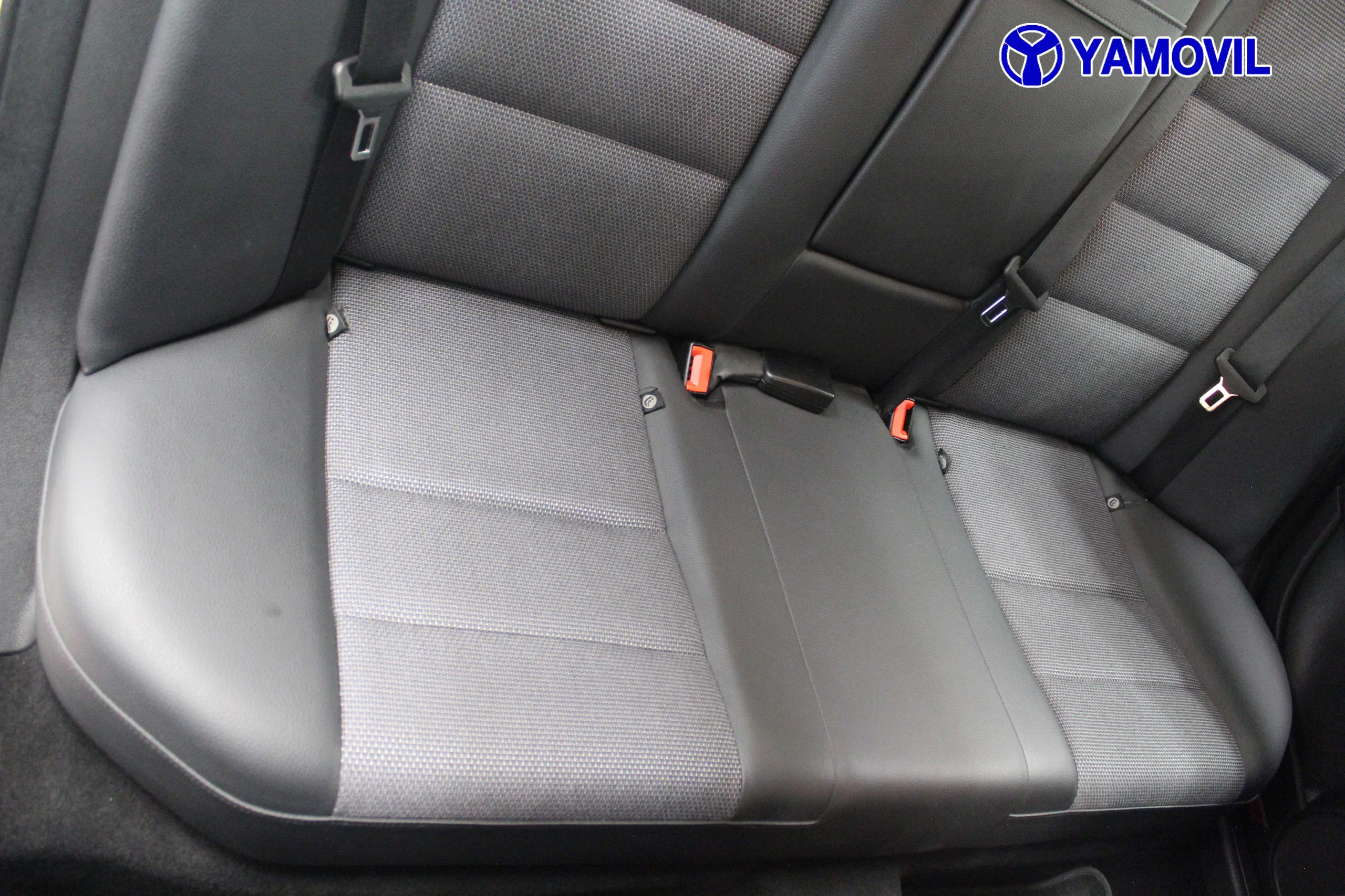 Mercedes-Benz Clase C C 180 K Blue Efficiency 115 kW (156 CV) - Foto 20