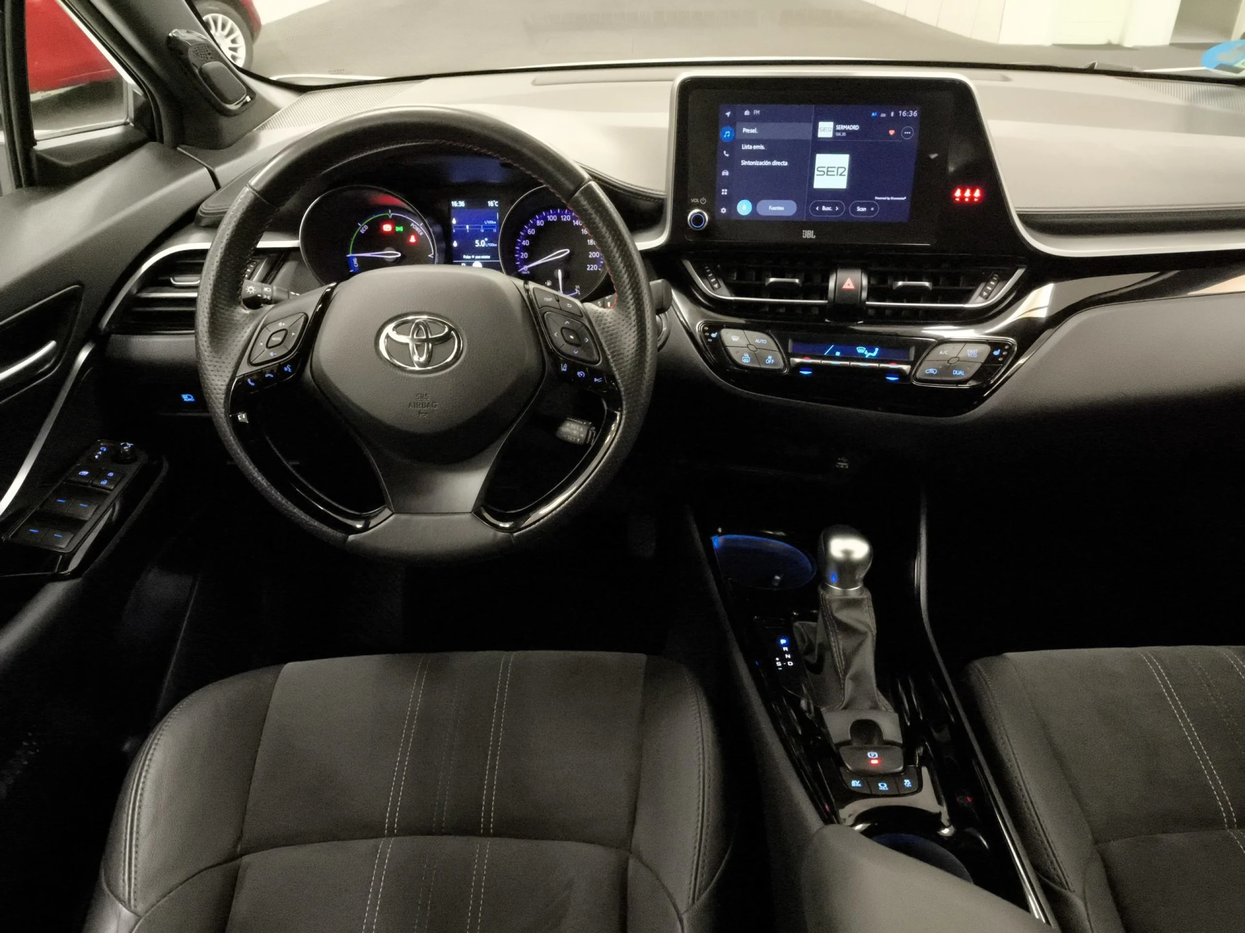 Toyota C-HR 180H GR Sport 135 kW (184 CV) - Foto 17
