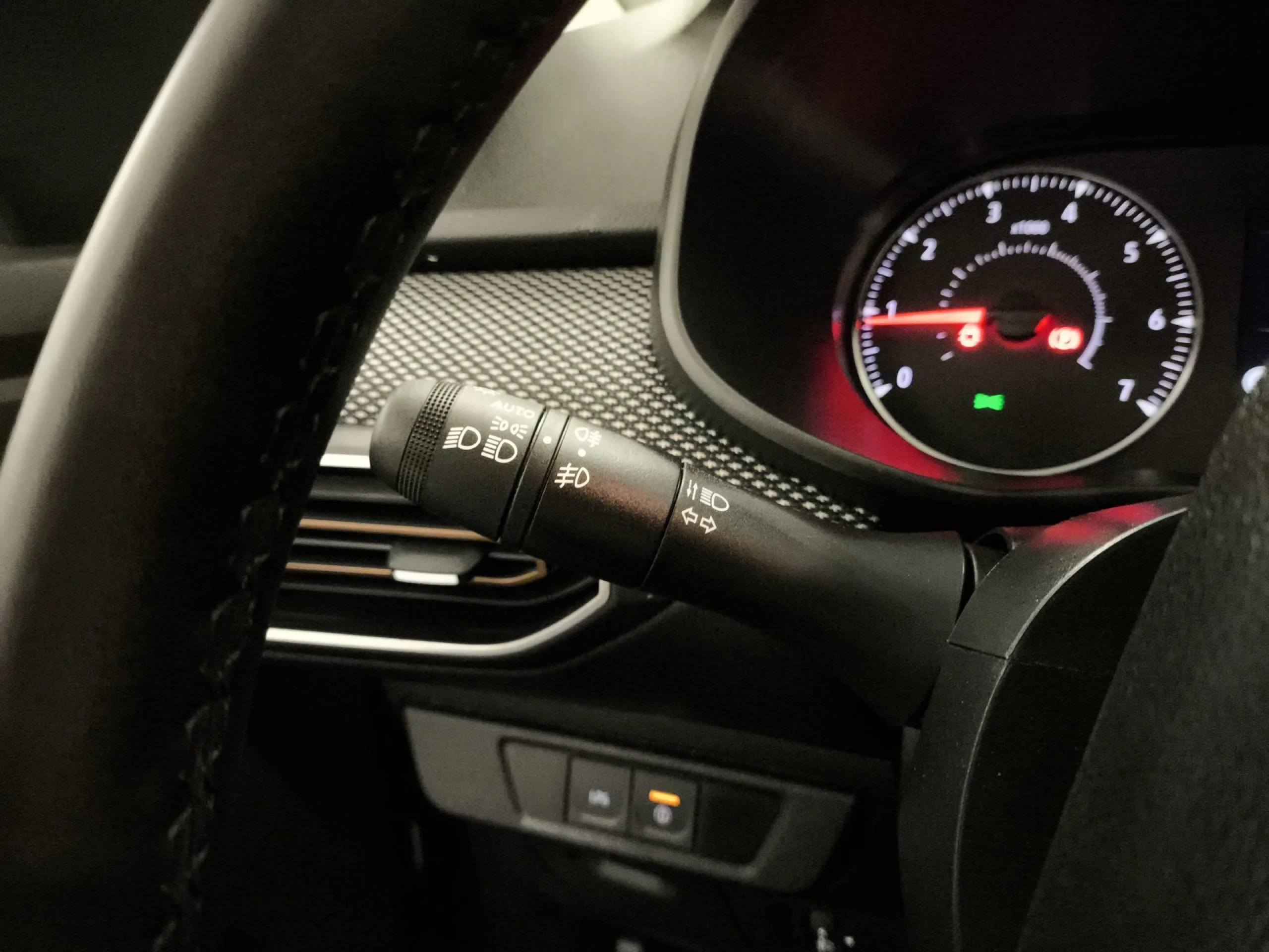 Dacia Sandero Stepway Expression ECO-G 74 kW (101 CV) - Foto 18
