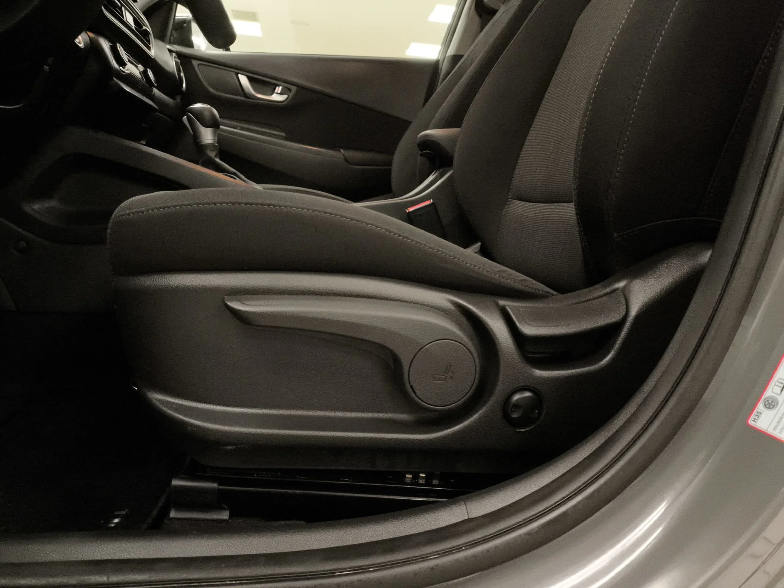 Hyundai Kona 1.6 GDI HEV Tecno 2C DCT 104 kW (141 CV) - Foto 9