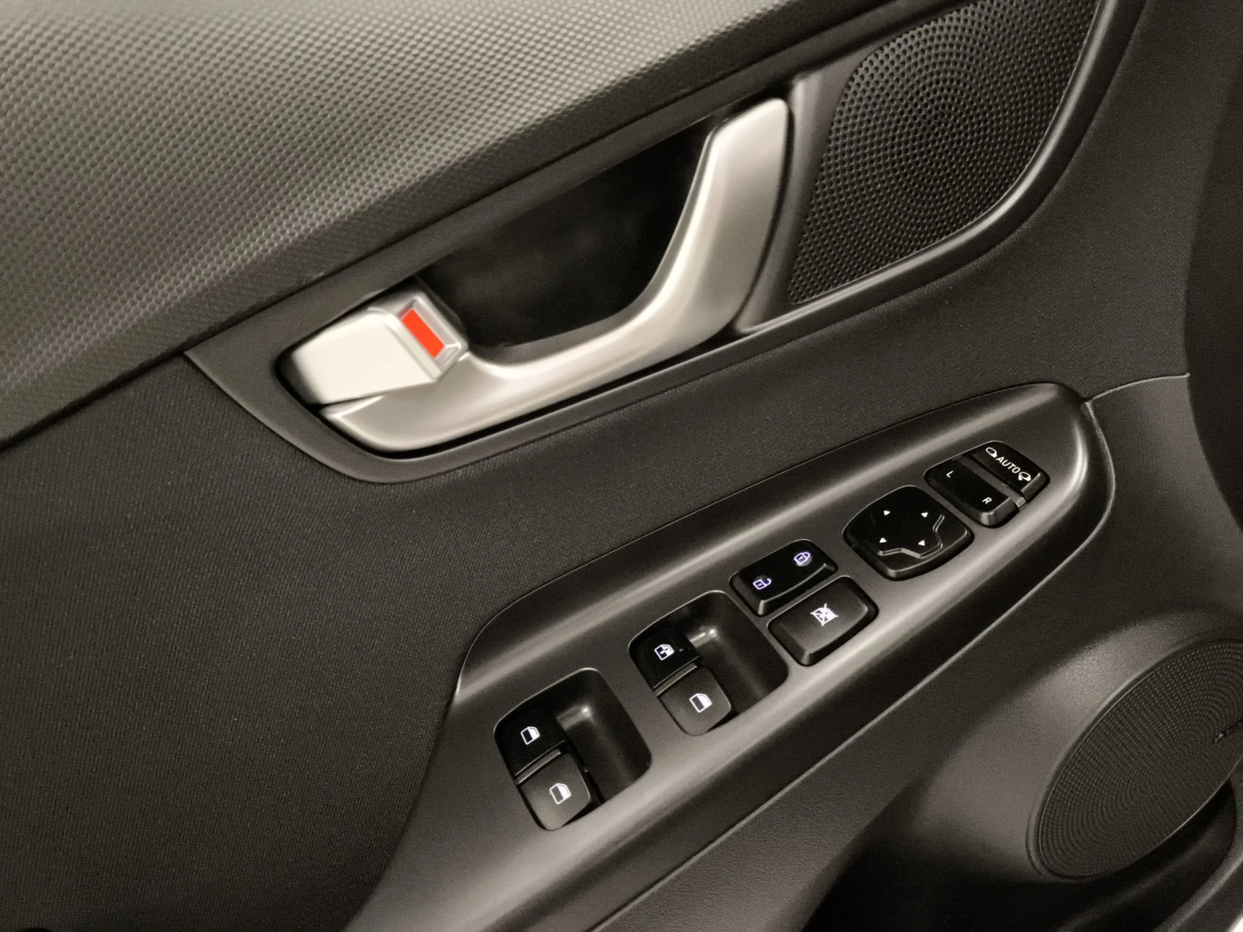 Hyundai Kona 1.6 GDI HEV Tecno 2C DCT 104 kW (141 CV) - Foto 10