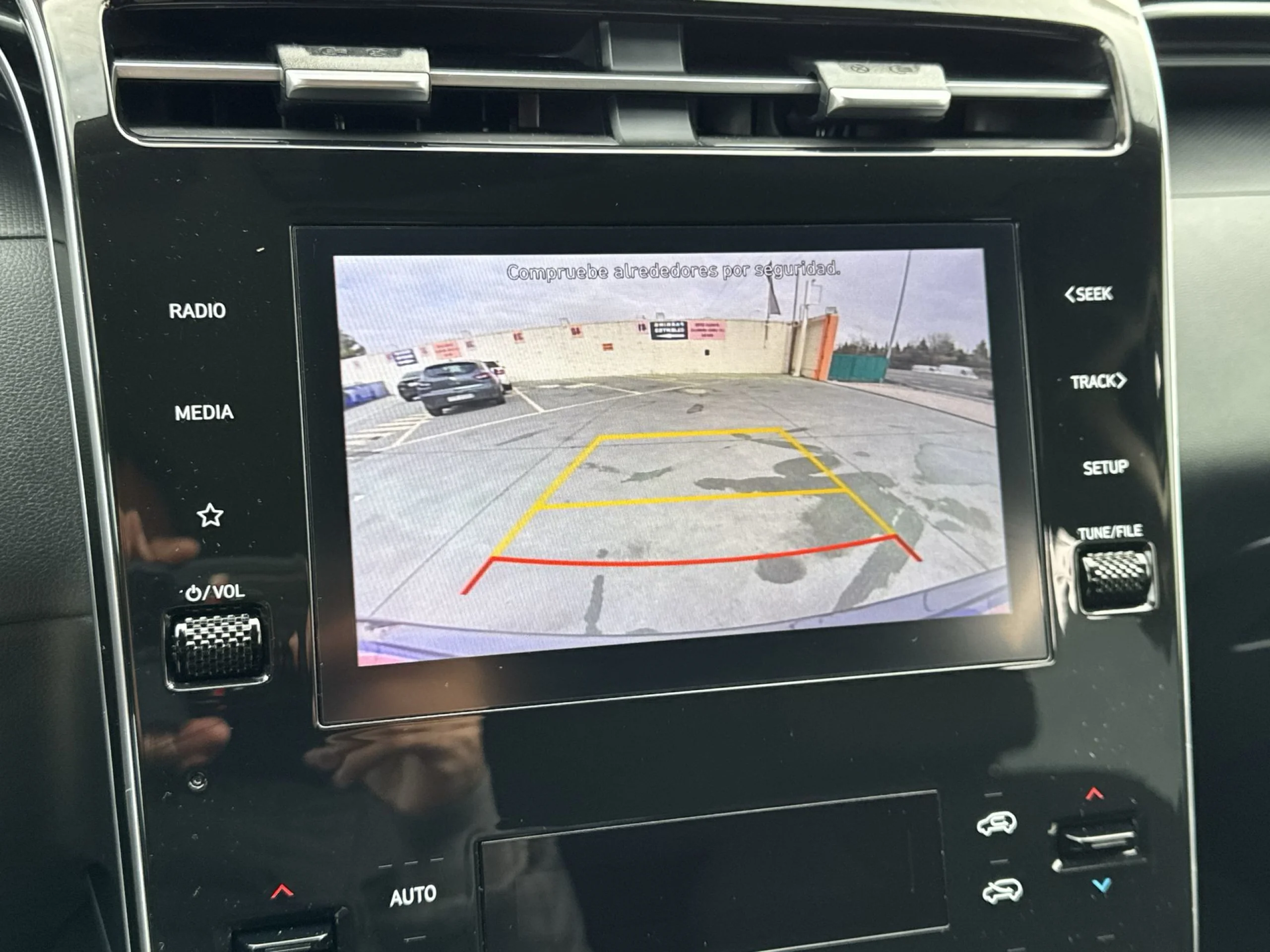 Hyundai Tucson 1.6 CRDI Maxx 85 kW (115 CV) - Foto 18