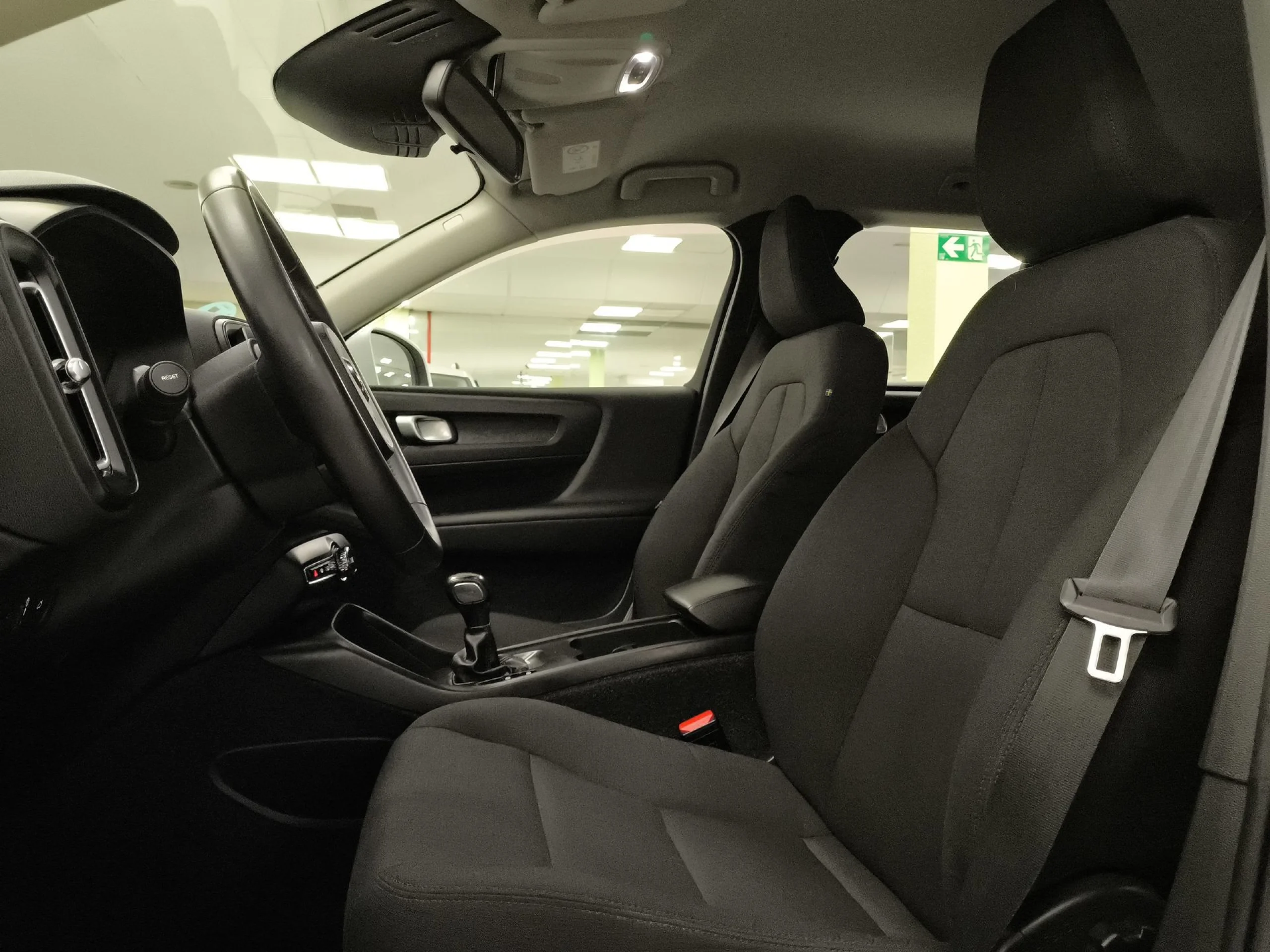 Volvo XC40 T3 115 kW (156 CV) - Foto 8