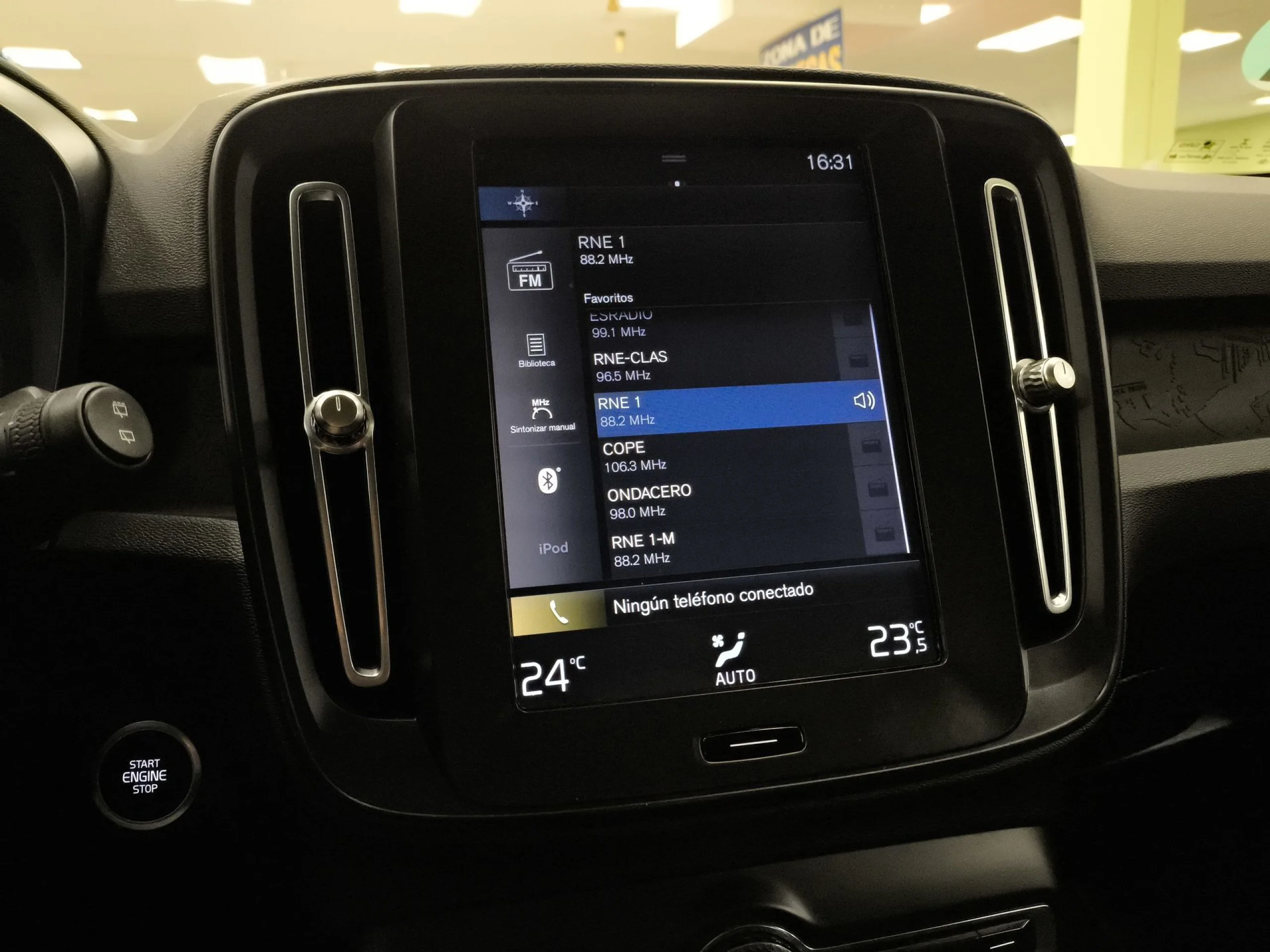 Volvo XC40 T3 115 kW (156 CV) - Foto 14