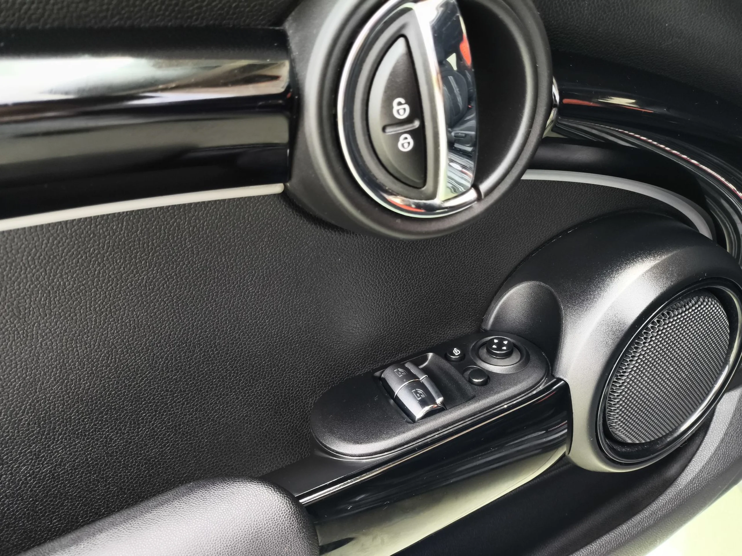 MINI MINI 3 Puertas John Cooper Works 170 kW (231 CV) - Foto 9