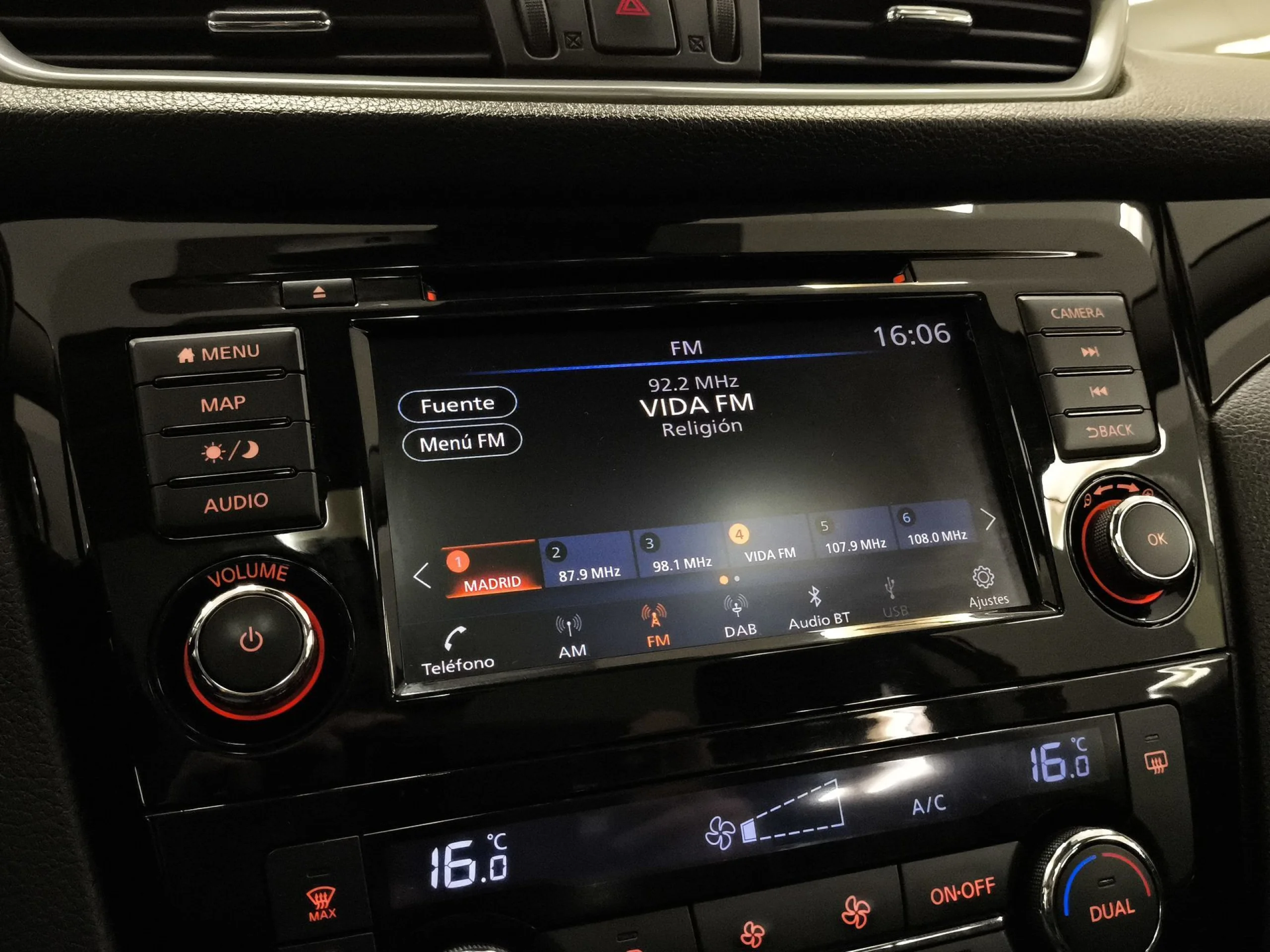 Nissan Qashqai DIG-T 140 N-Connecta 103 kW (140 CV) - Foto 19