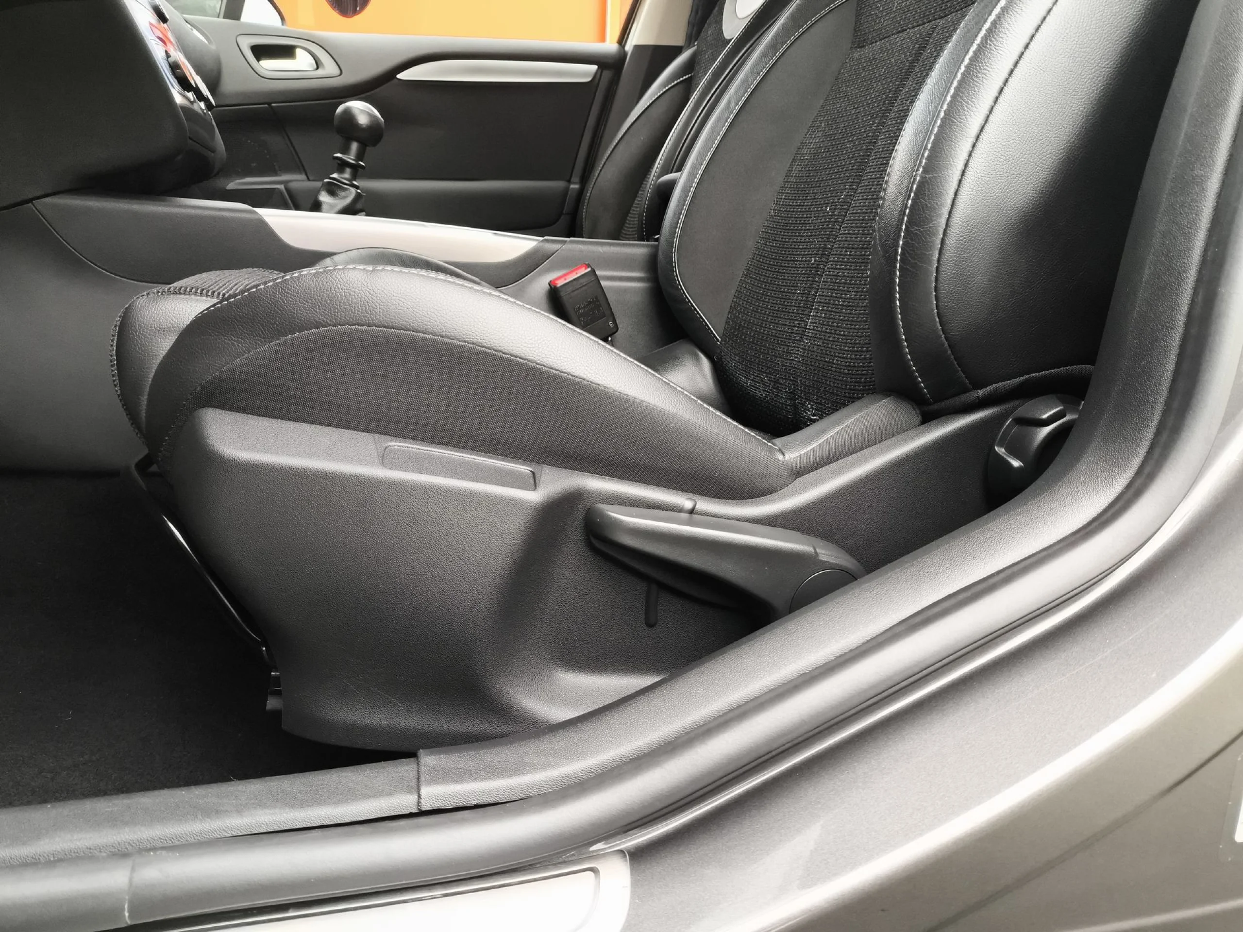 Citroen C4 BlueHDi 120 SANDS Feel Edition 88 kW (120 CV) - Foto 9