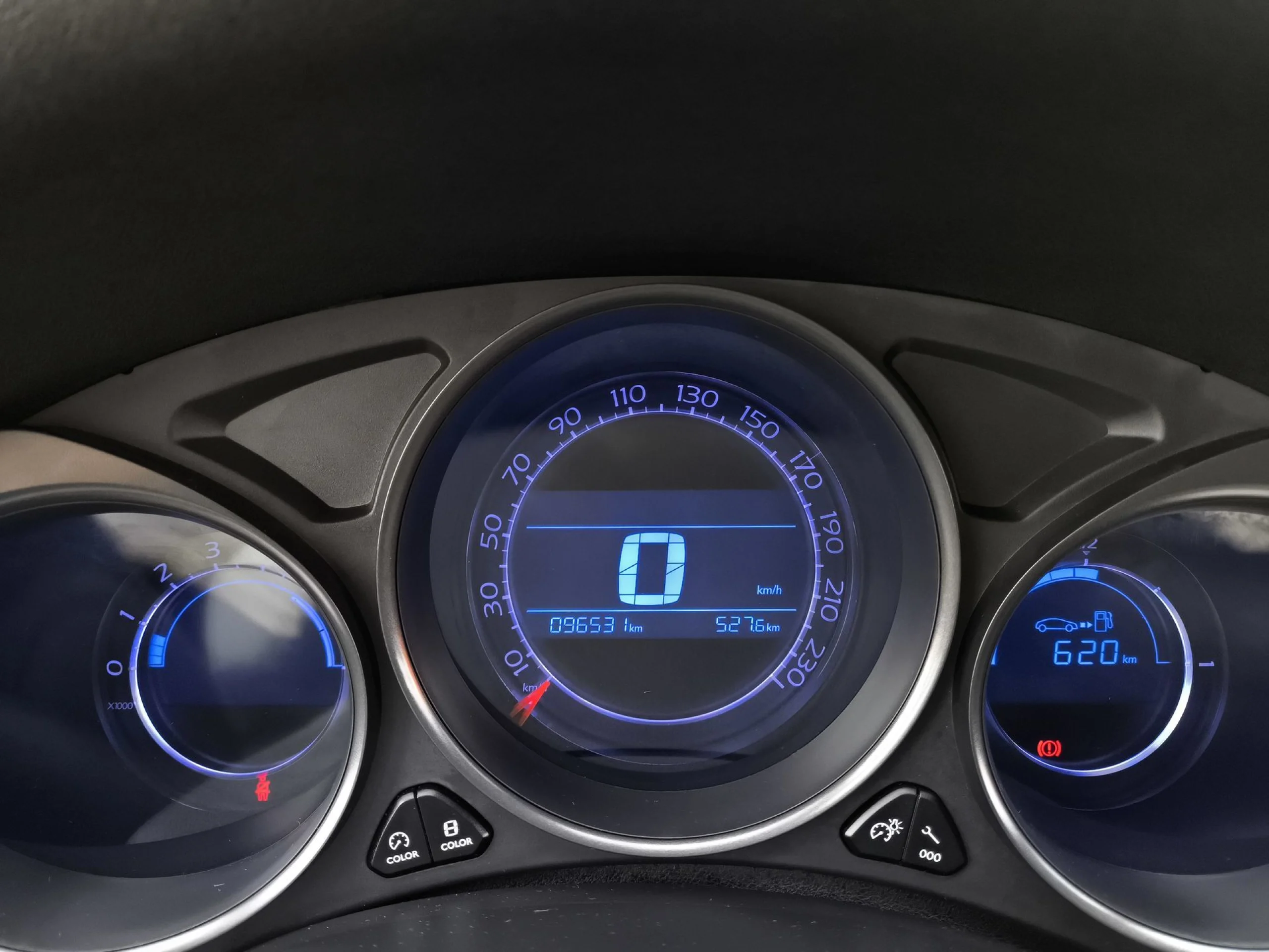 Citroen C4 BlueHDi 120 SANDS Feel Edition 88 kW (120 CV) - Foto 12