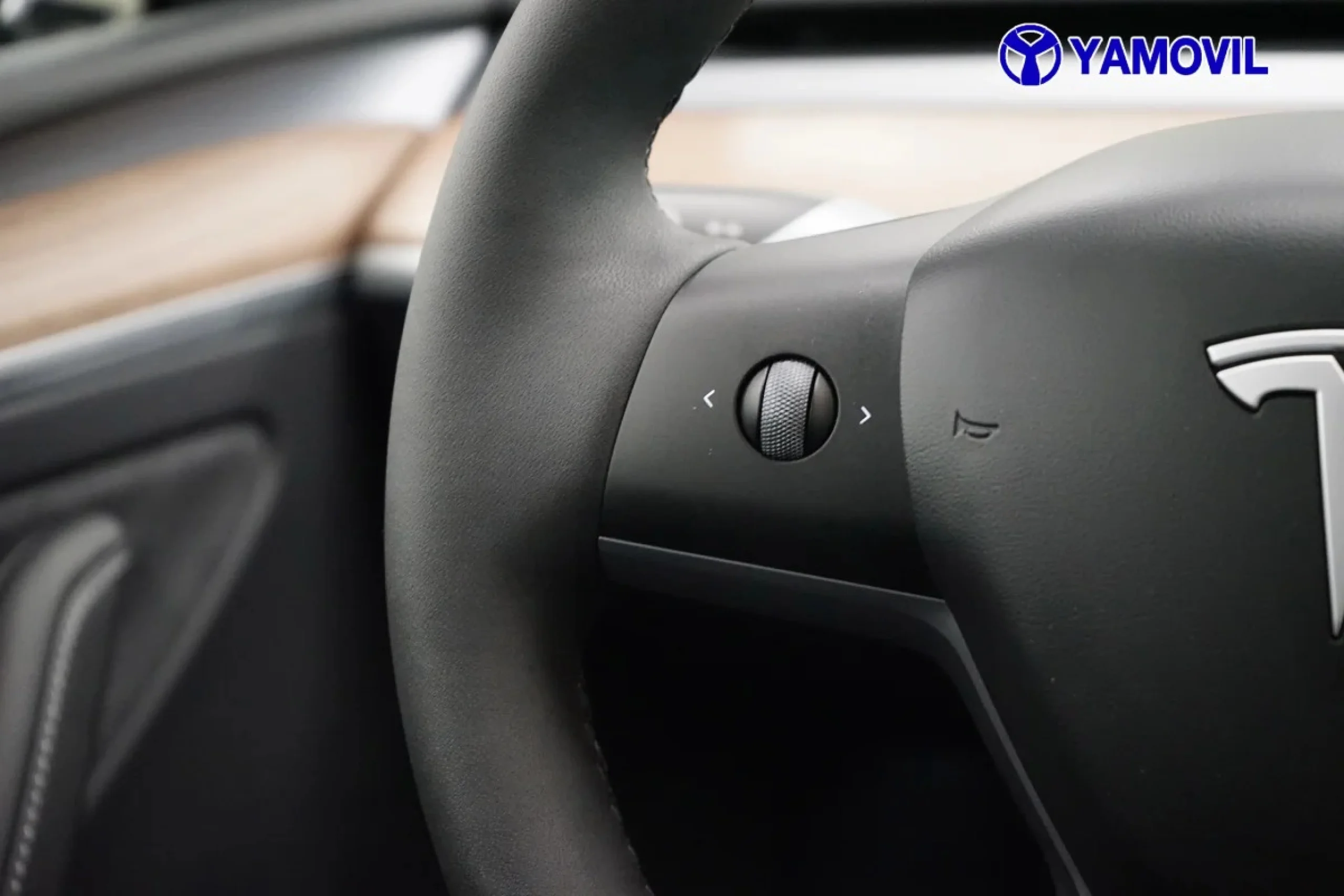 Tesla Model Y Gran Autonomía 4WD 378 kW (514 CV) - Foto 23