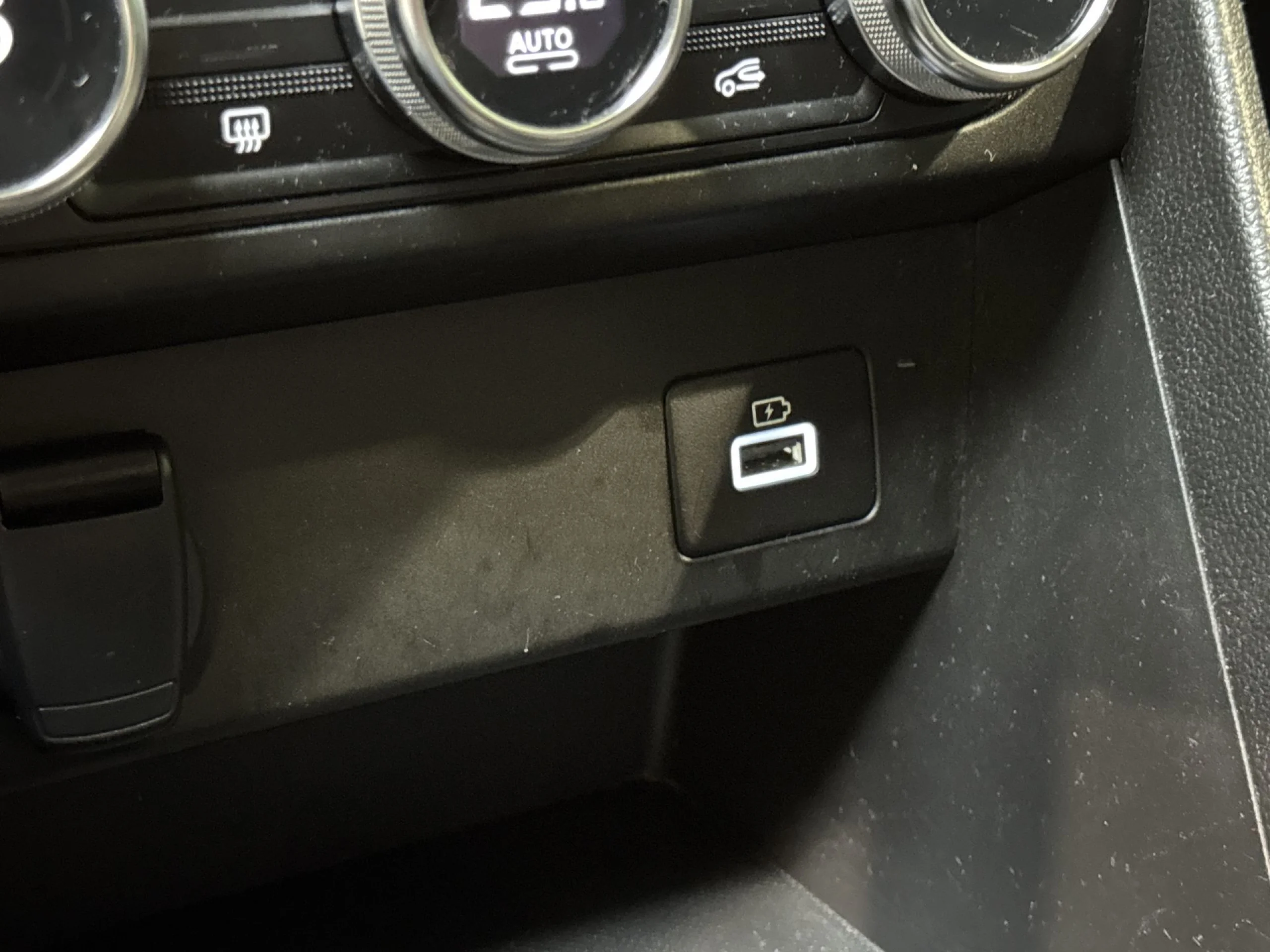 Dacia Jogger Serie Limitada Extreme TCe 81 kW (110 CV) - Foto 21