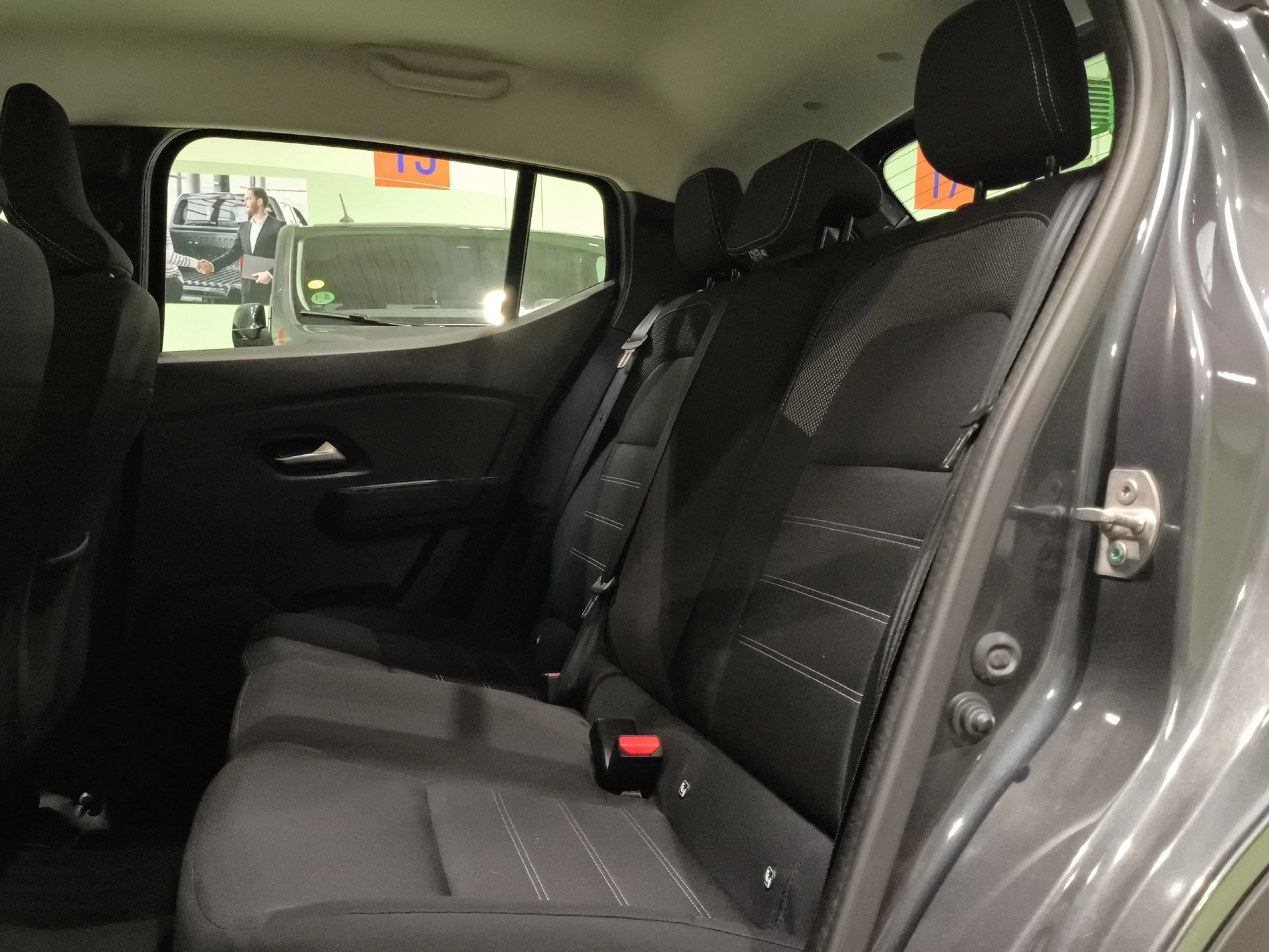 Dacia Sandero Stepway Comfort TCe 66 kW (90 CV) - Foto 28