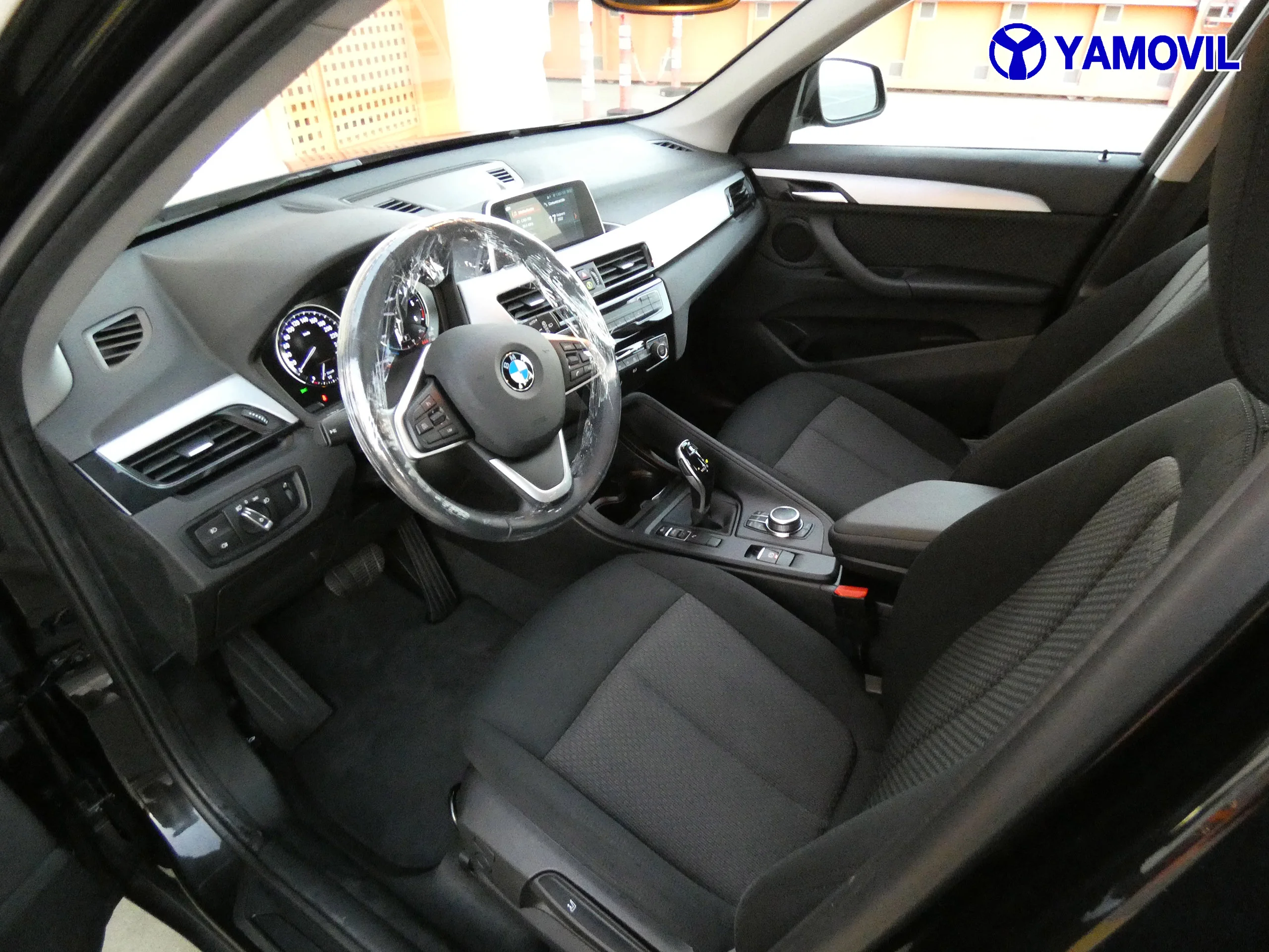 BMW X1 SDrive18dA Business - Foto 15