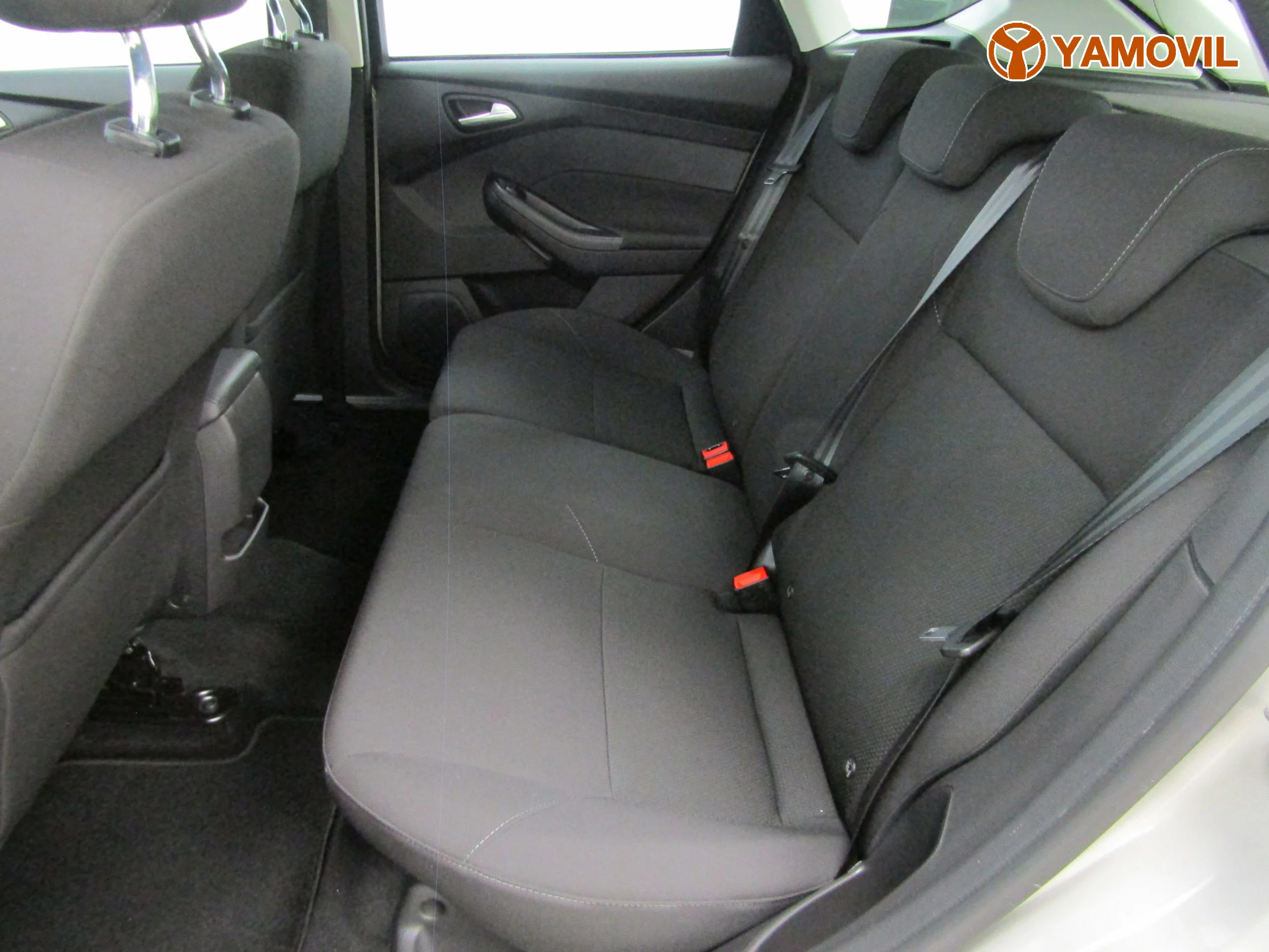 Ford Focus 1.6TDCI TREND  - Foto 18