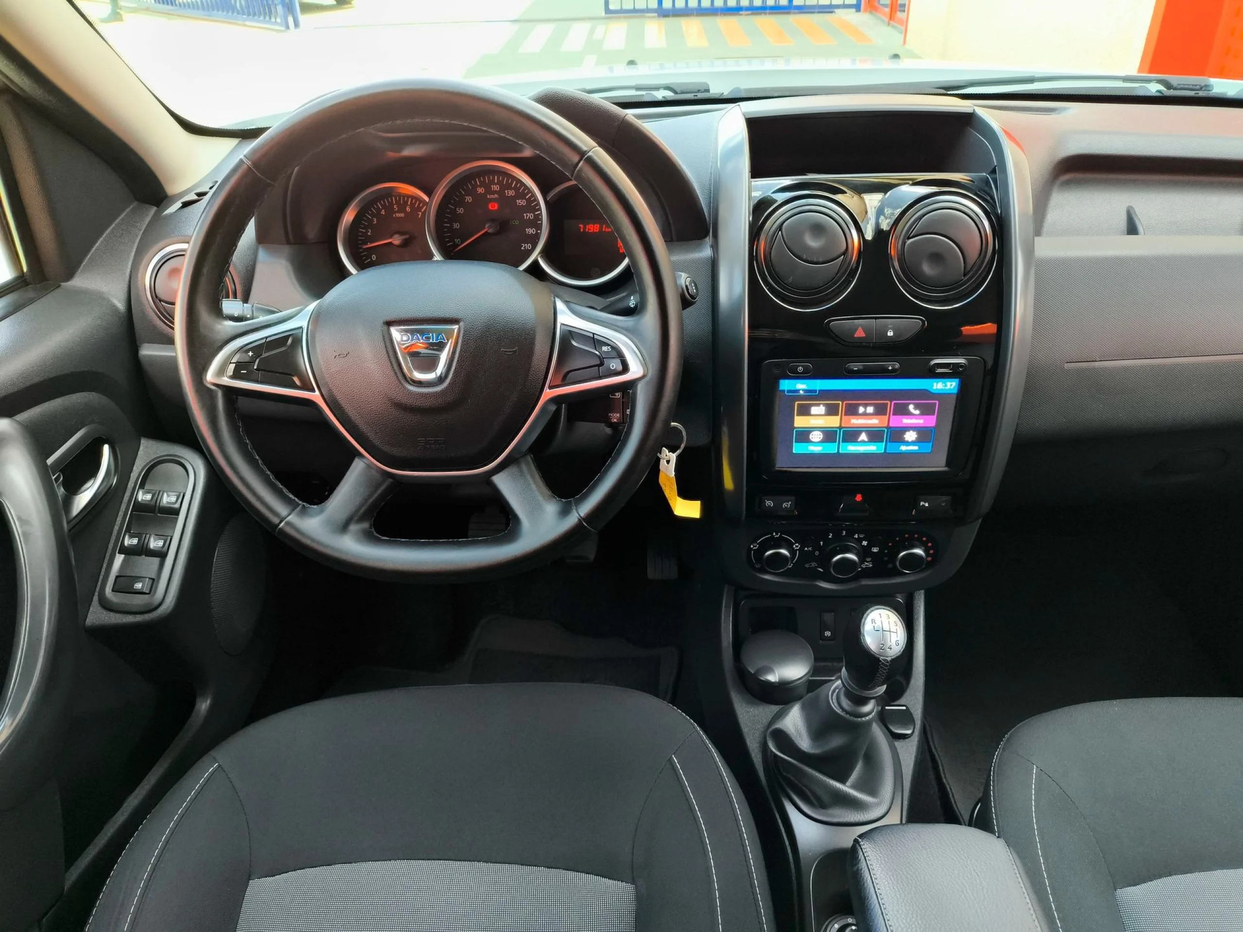 Dacia Duster dCi 110 SL Blackshadow 4x2 EU6 80 kW (109 CV) - Foto 17