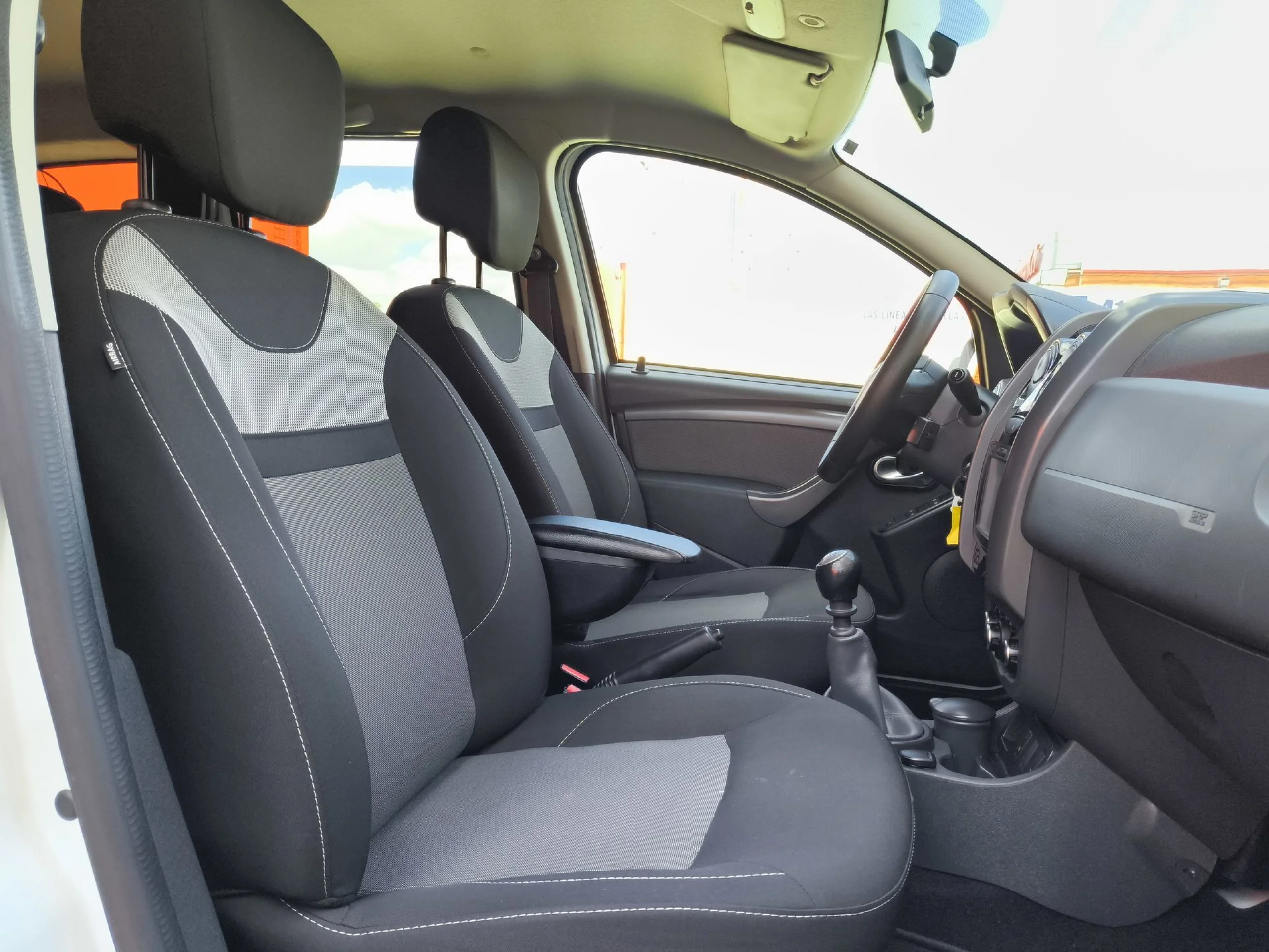 Dacia Duster dCi 110 SL Blackshadow 4x2 EU6 80 kW (109 CV) - Foto 20
