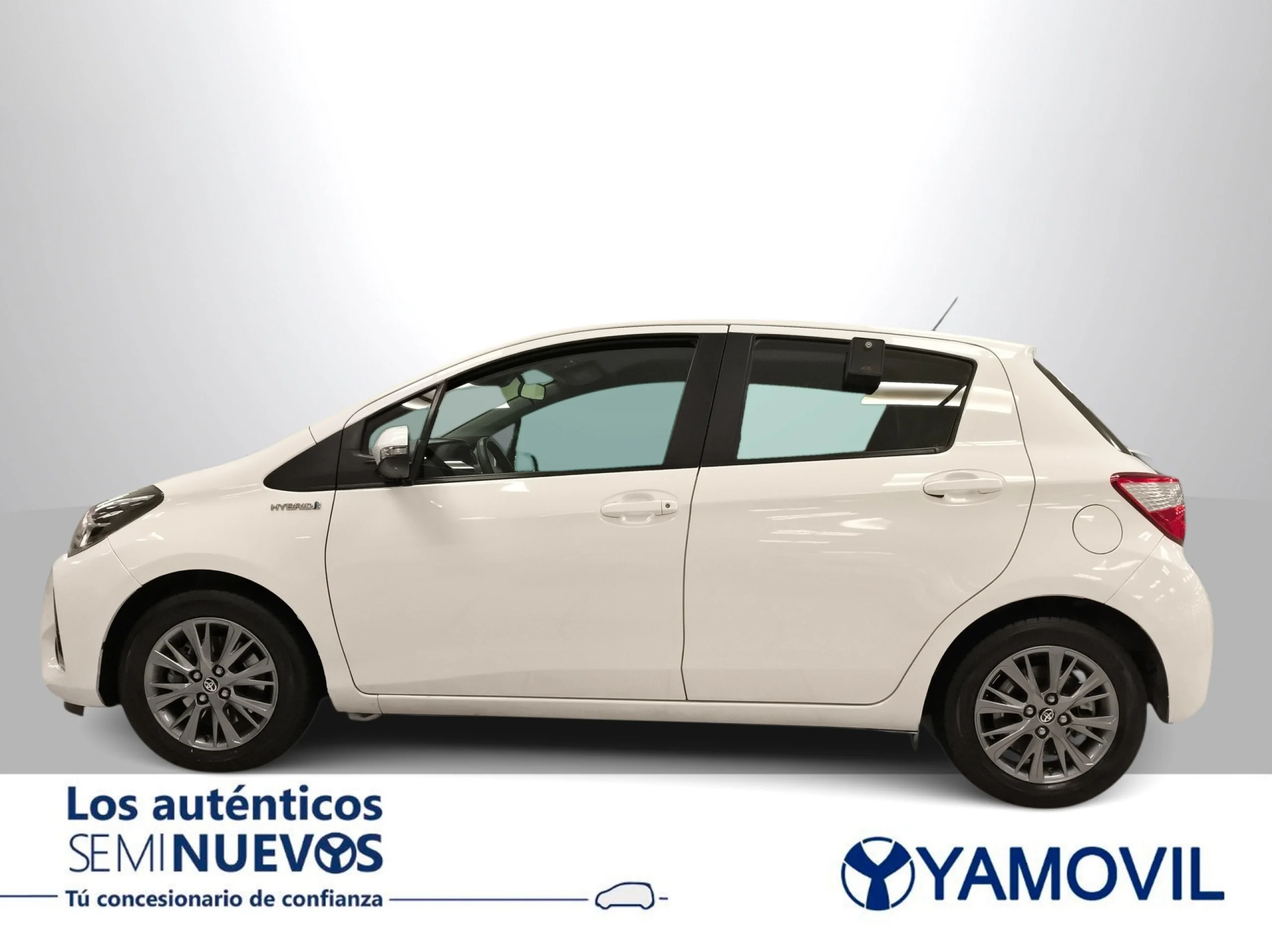 Toyota Yaris 1.5 100H Active 74 kW (100 CV) - Foto 4