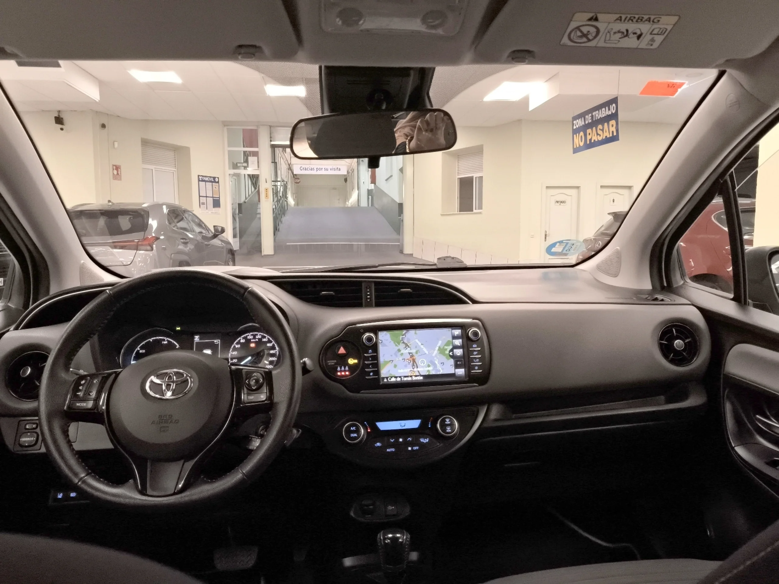 Toyota Yaris 1.5 100H Active 74 kW (100 CV) - Foto 11